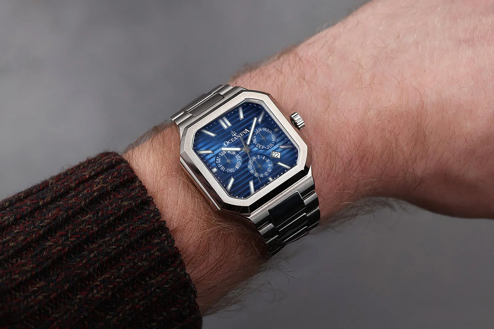 1050-oceaneva-tenuis-automatic-thin-calendar-blue-13.webp Oceaneva Tenuis Automatic Thin Calendar Blue
