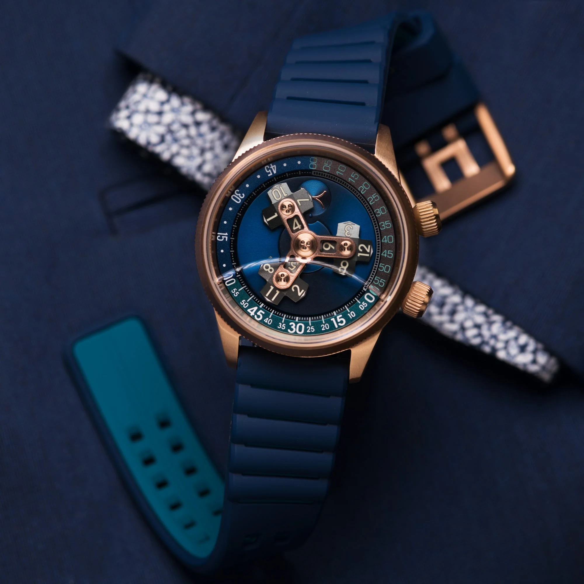Xeric Vendetta II Automatic Wandering Hour Rose Gold Indigo