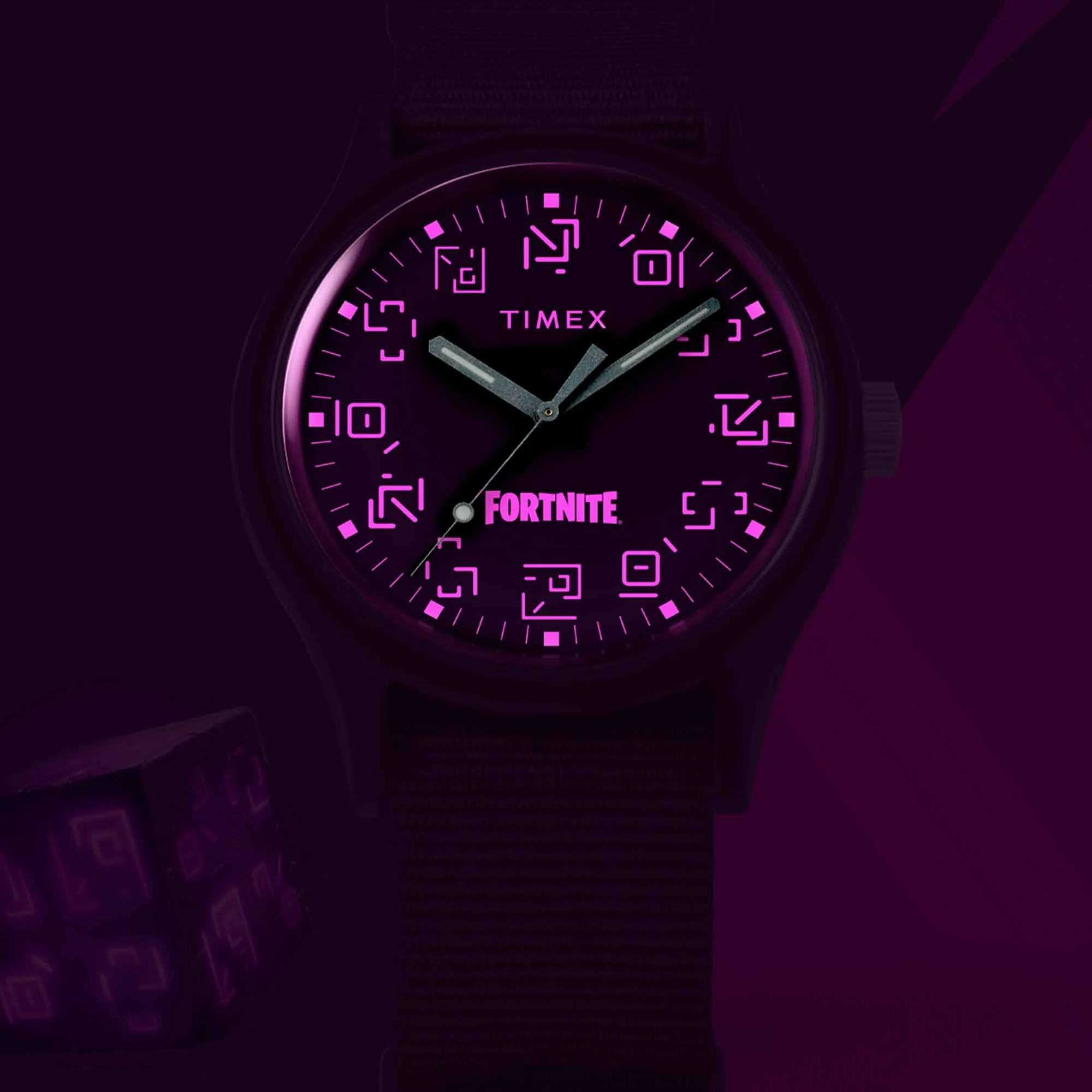 1178-timex-mk1-x-fortnite-40mm-black-2.webp Timex MK1 x Fortnite 40mm Black