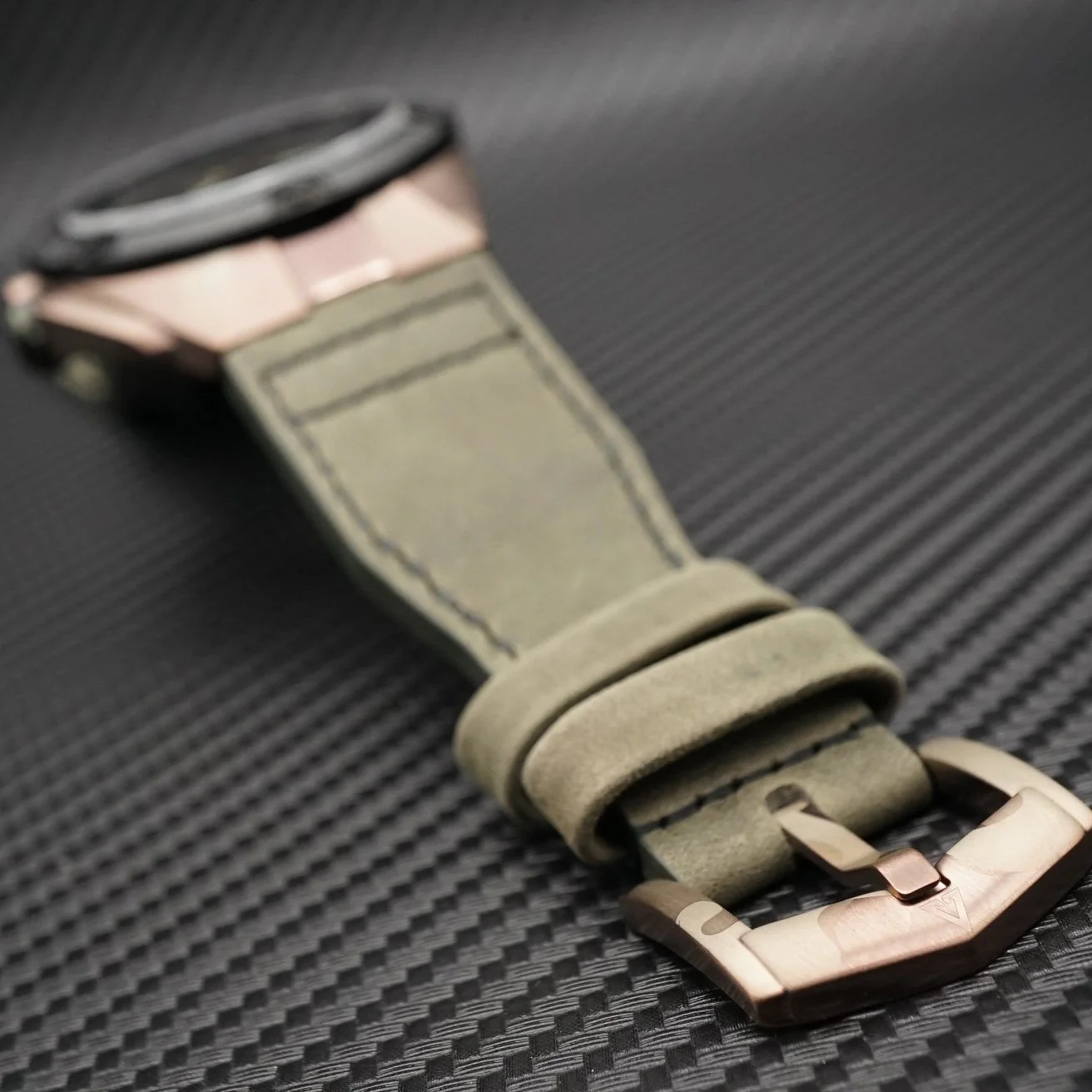 1191-astronic-nighthawk-tourbillon-camouflage-8.webp Astronic Nighthawk Tourbillon Camouflage