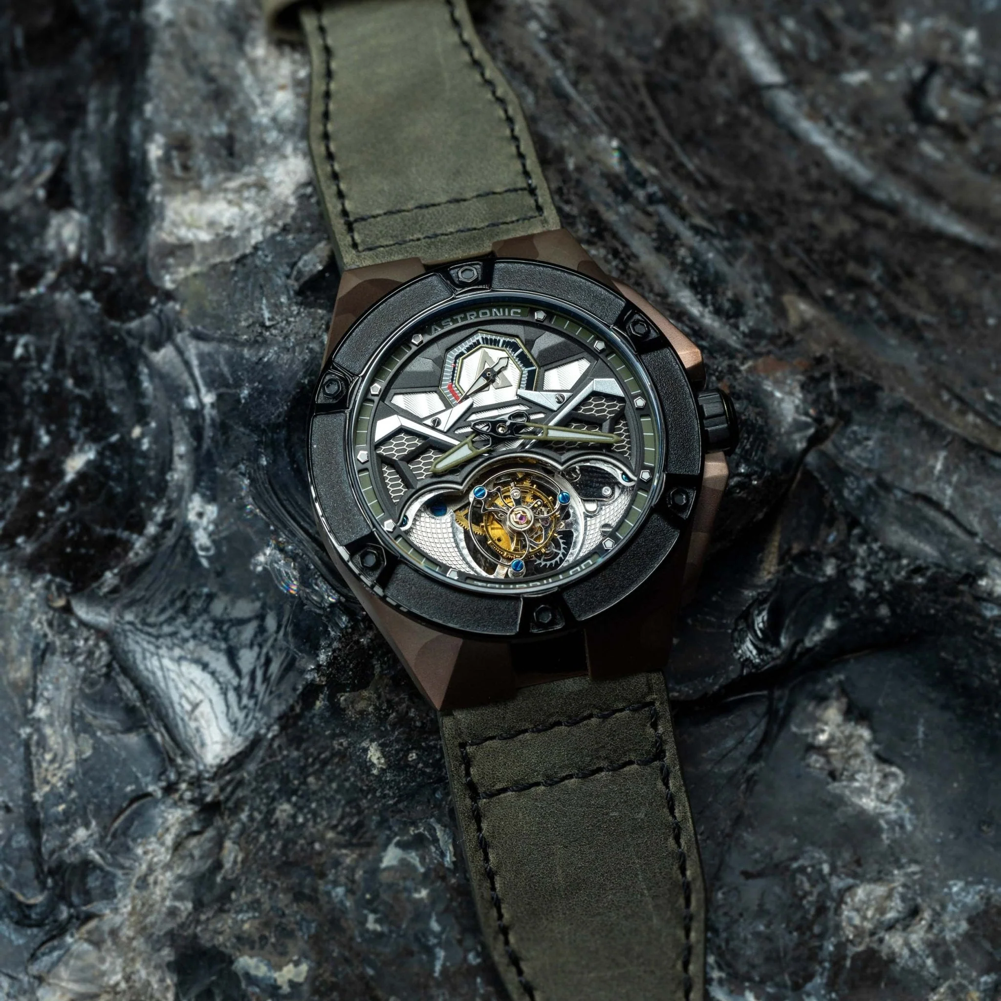 1191-astronic-nighthawk-tourbillon-camouflage-9.webp Astronic Nighthawk Tourbillon Camouflage