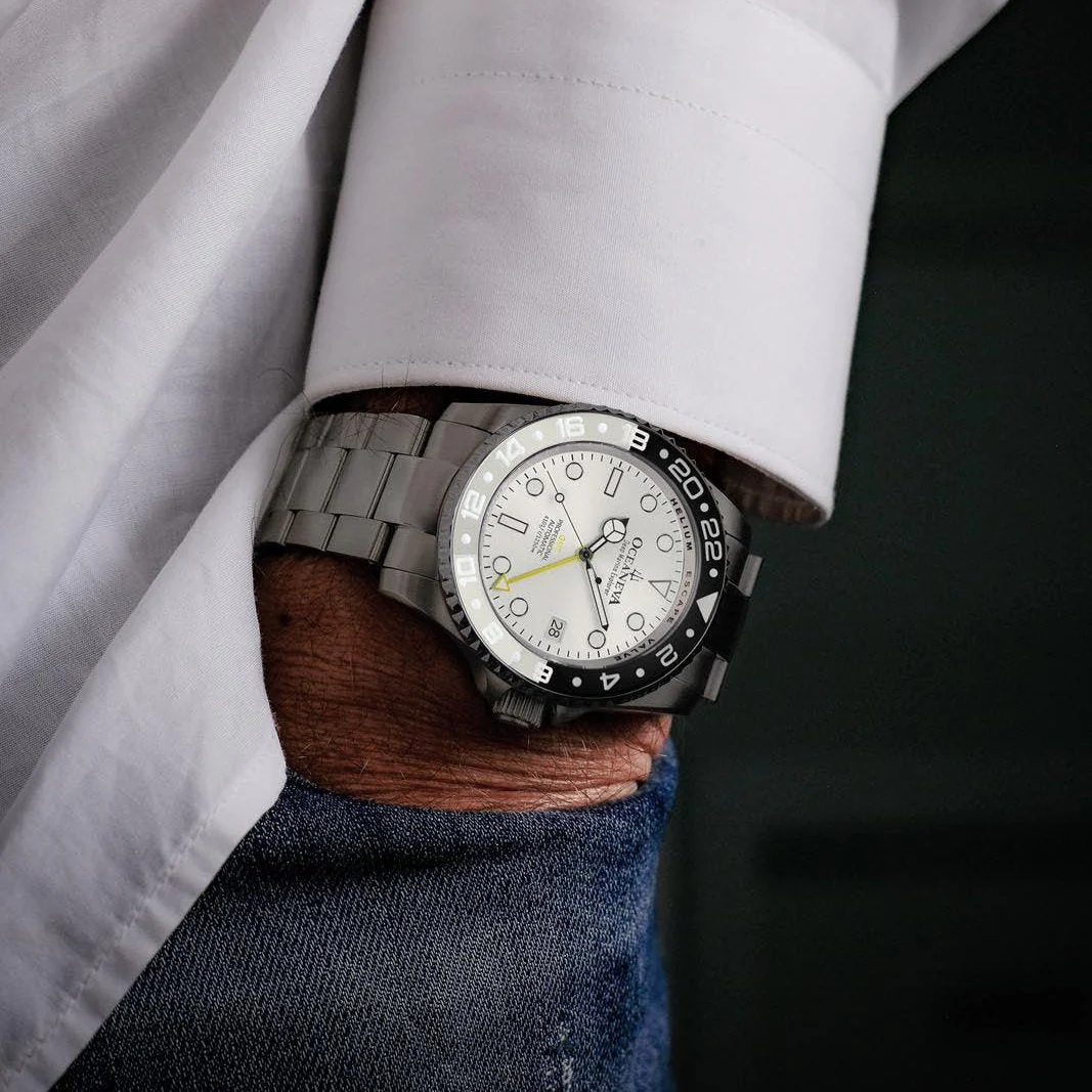 1247-oceaneva-titanium-deep-marine-explorer-gmt-1250m-white-black-2.webp Oceaneva Titanium Deep Marine Explorer GMT 1250M White Black