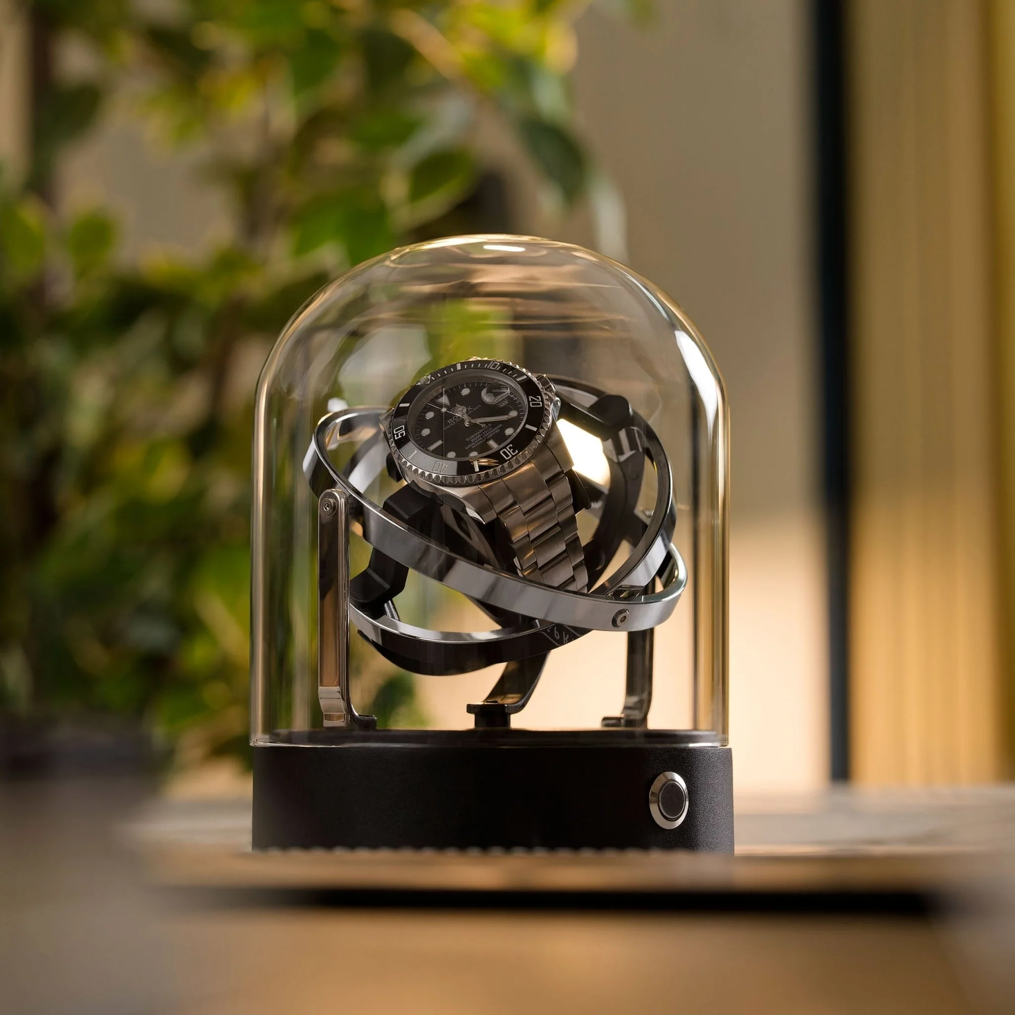 1399-mainspring-astronomy-gyroscope-watch-winder-silver-mercury-3.webp Mainspring Astronomy Gyroscope Watch Winder Silver Mercury