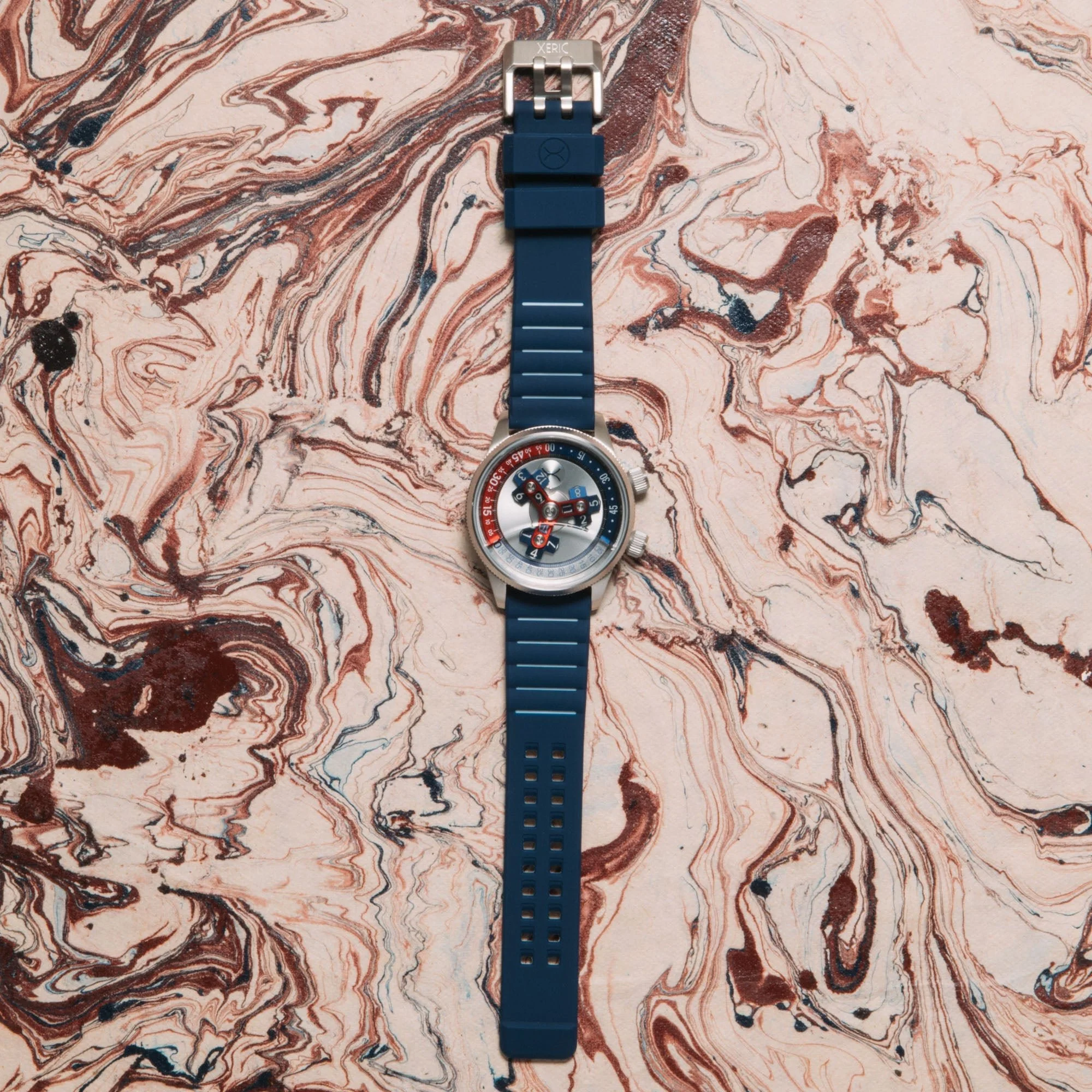 14-xeric-vendetta-ii-automatic-wandering-hour-navy-red-13.webp Xeric Vendetta II Automatic Wandering Hour Navy Red