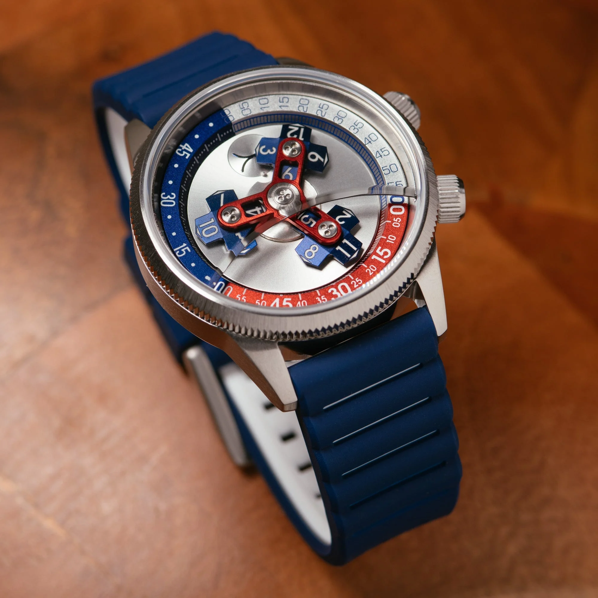 14-xeric-vendetta-ii-automatic-wandering-hour-navy-red-2.webp Xeric Vendetta II Automatic Wandering Hour Navy Red