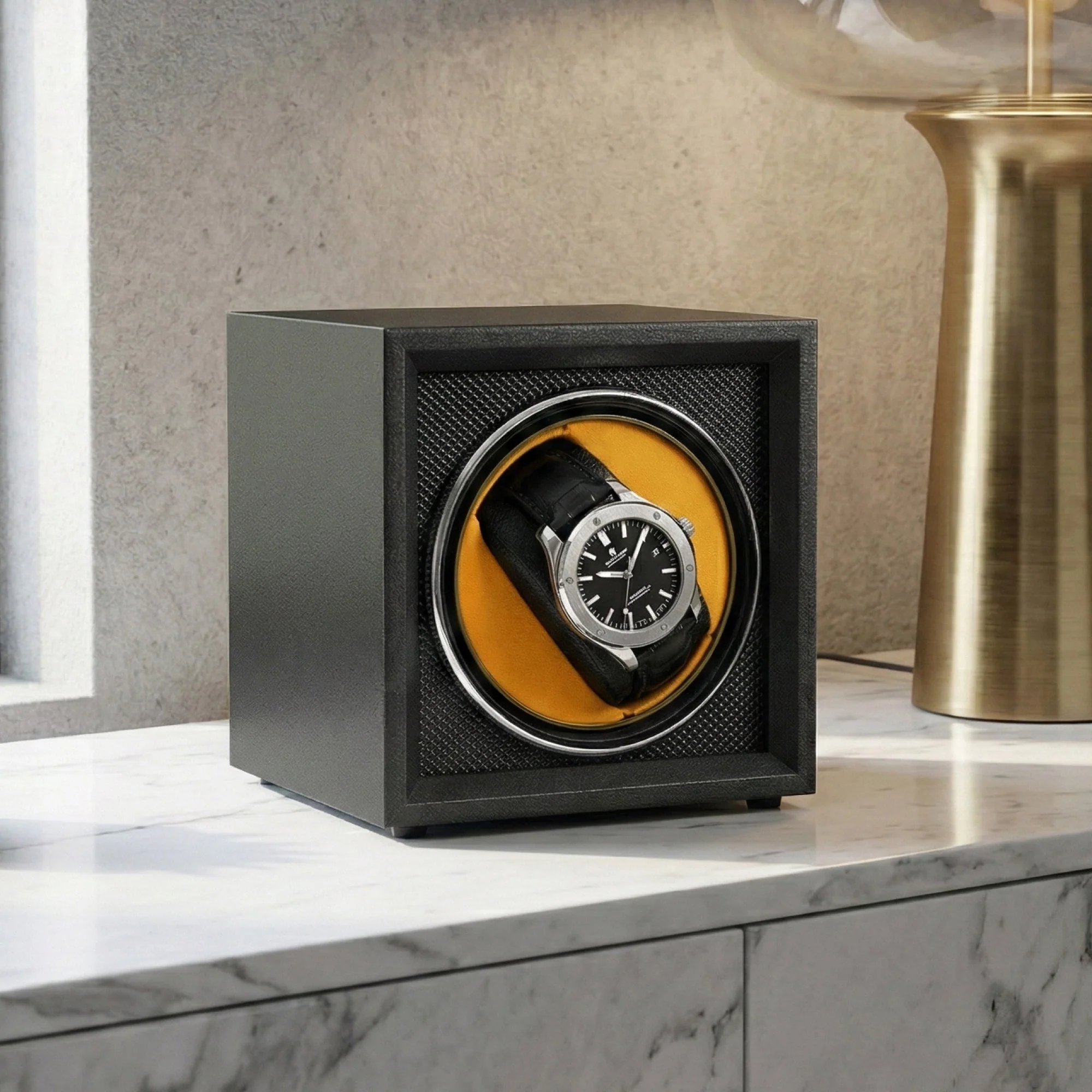 1412-mainspring-guardian-single-slot-watch-winder-noir-vault-4.webp Mainspring Guardian Single Slot Watch Winder Noir Vault