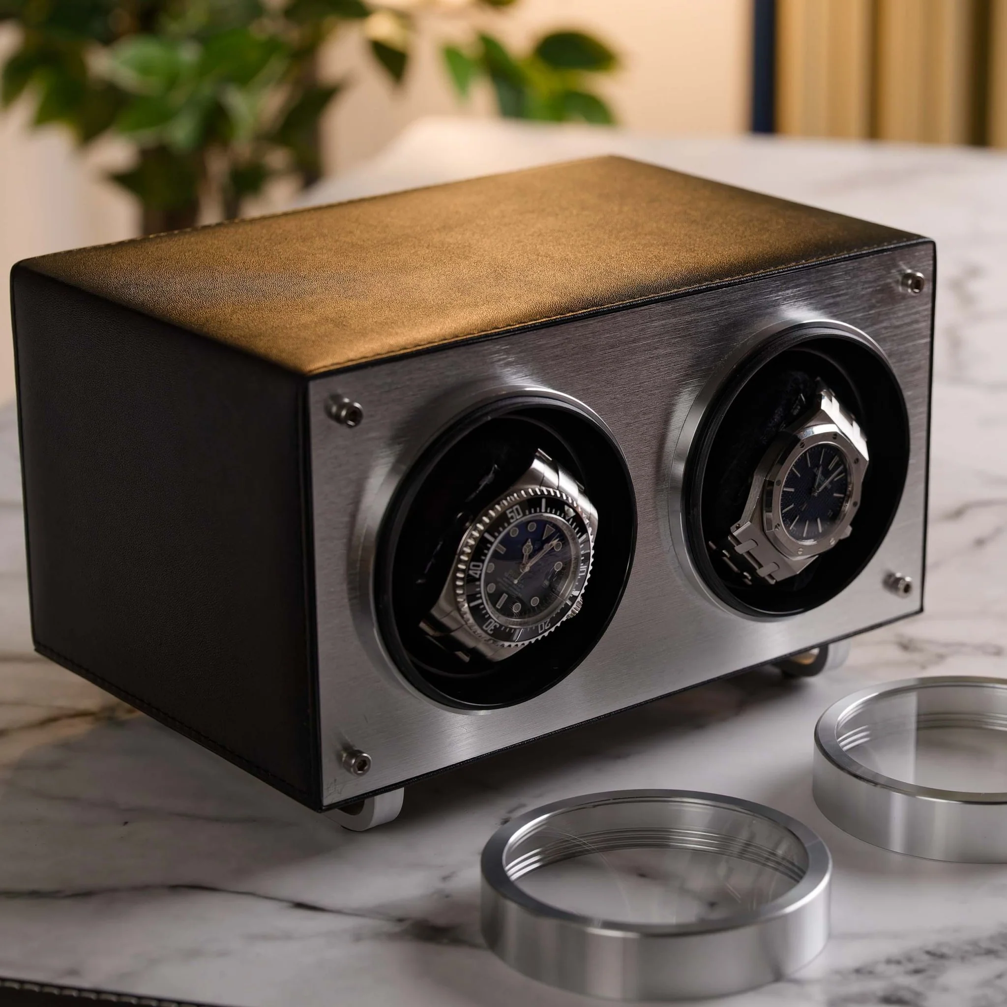 1418-mainspring-raceday-flemington-dual-slot-watch-winder-piston-black-3.webp Mainspring Raceday Flemington Dual Slot Watch Winder Piston Black