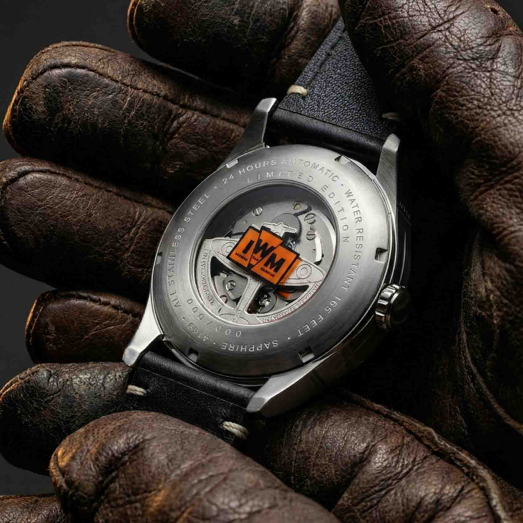AVI-8 Spitfire N3200 Imperial War Museums 24 Hour Automatic Limited Edition