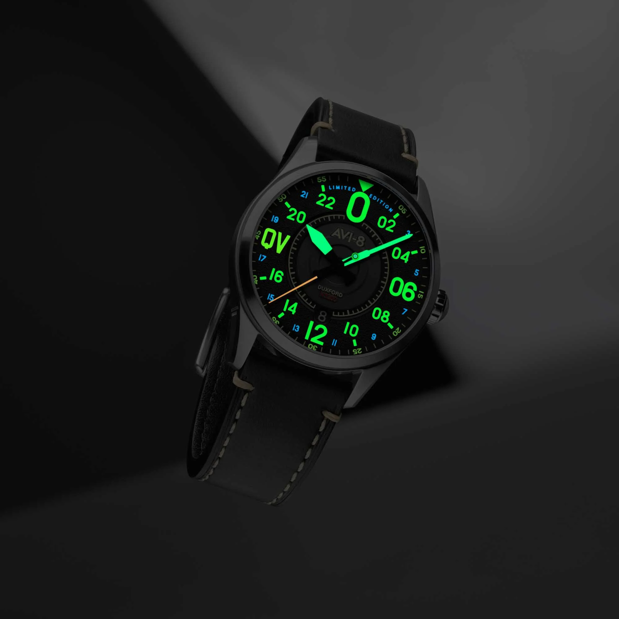 AVI-8 Spitfire N3200 Imperial War Museums 24 Hour Automatic Limited Edition