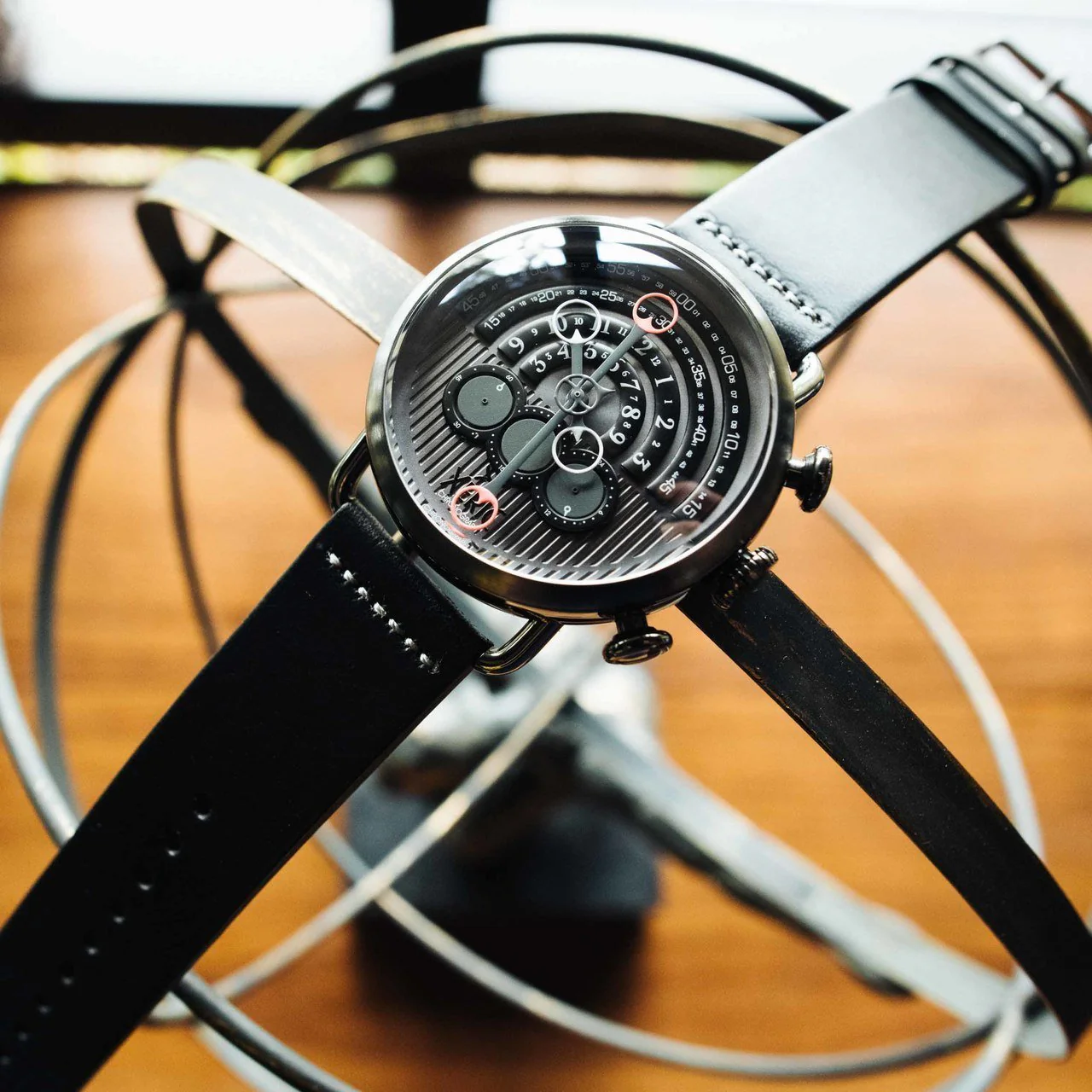 1647-xeric-halograph-chrono-sapphire-gunmetal-red-6.webp Xeric Halograph Chrono Sapphire Gunmetal Red