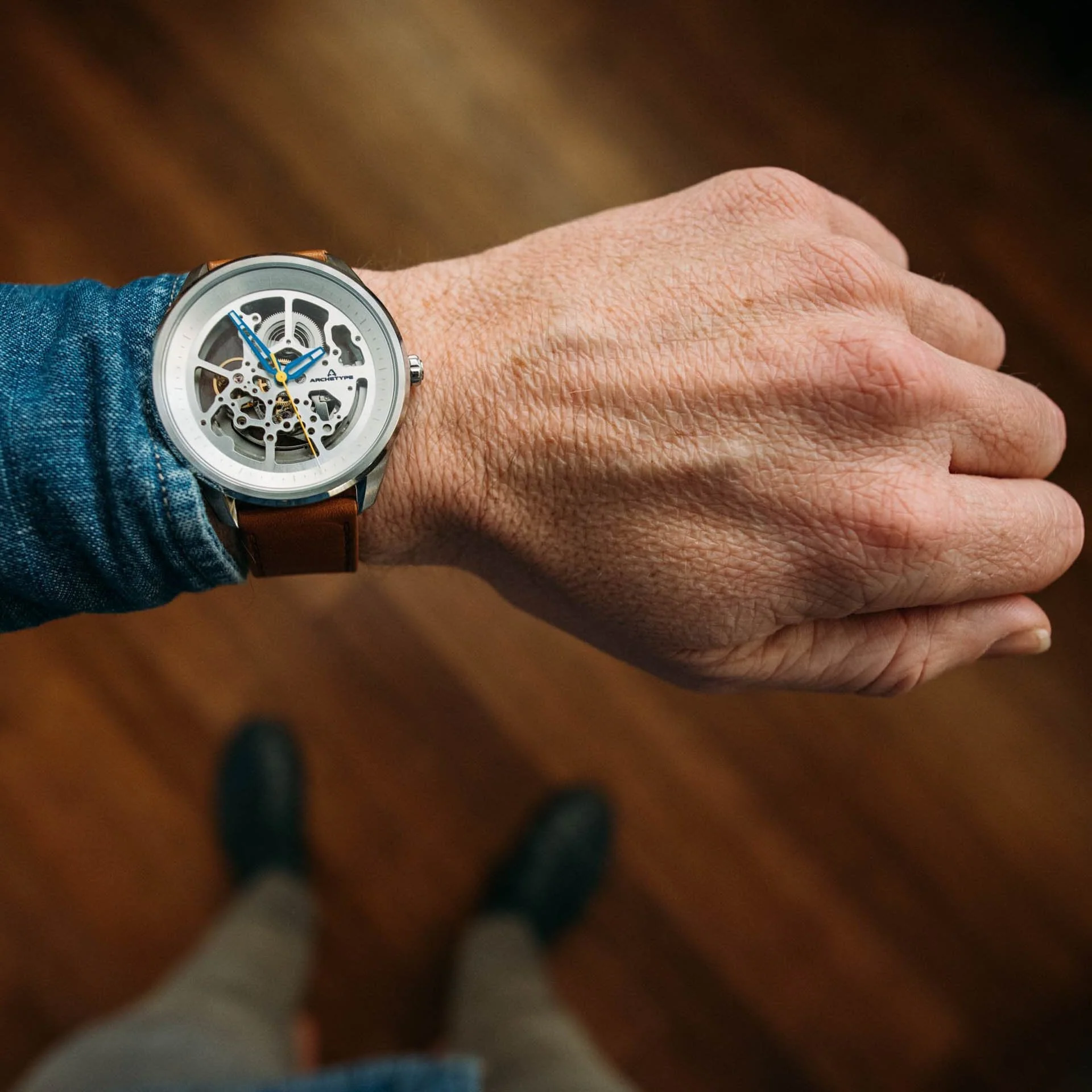 1674-archetype-nemesis-automatic-silver-tan-4.webp Archetype Nemesis Automatic Silver Tan