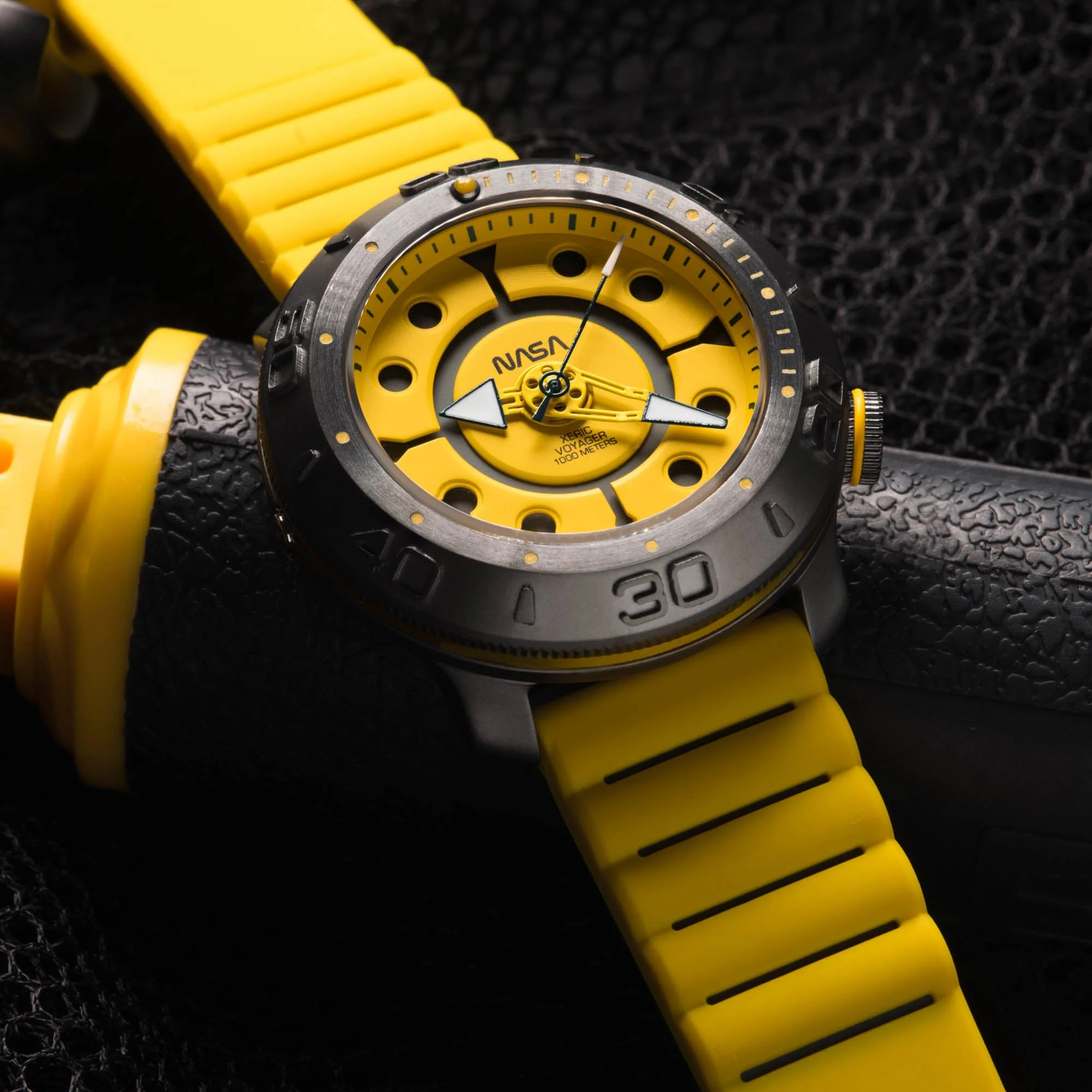 1704-xeric-nasa-voyager-automatic-1000m-diver-io-12.webp Xeric NASA Voyager Automatic 1000m Diver IO