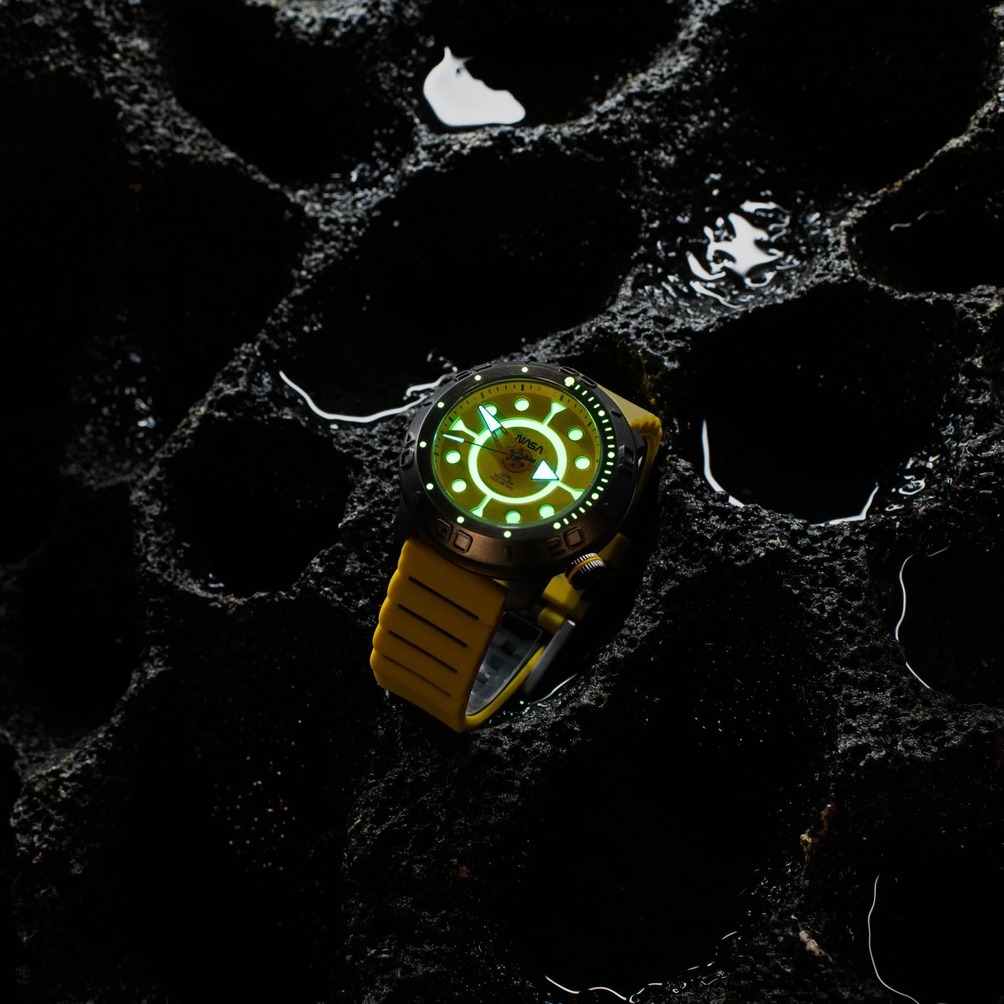 1704-xeric-nasa-voyager-automatic-1000m-diver-io-5.webp Xeric NASA Voyager Automatic 1000m Diver IO