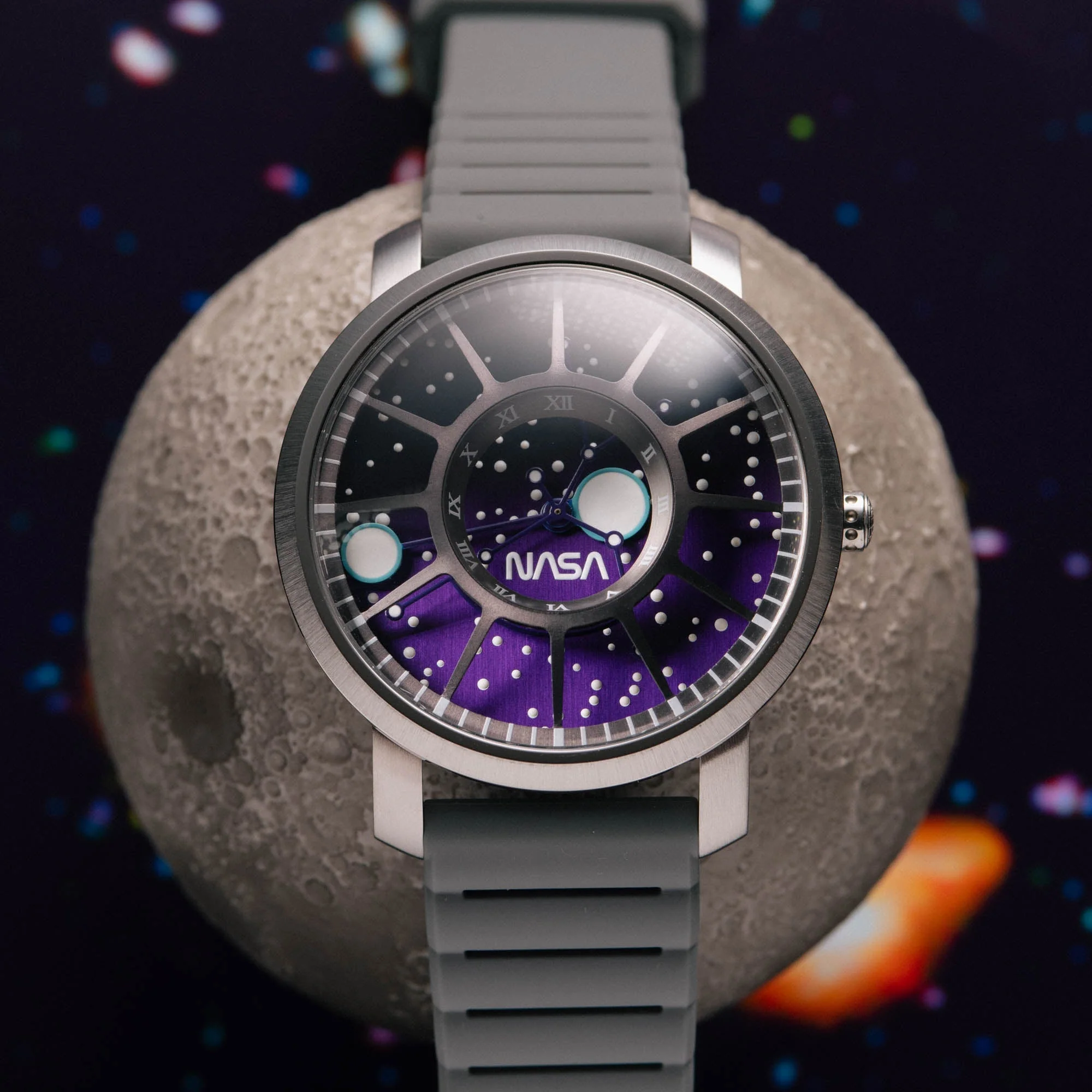 1720-xeric-nasa-trappist-1-sapphire-ultraviolet-6.webp Xeric NASA Trappist-1 Sapphire Ultraviolet