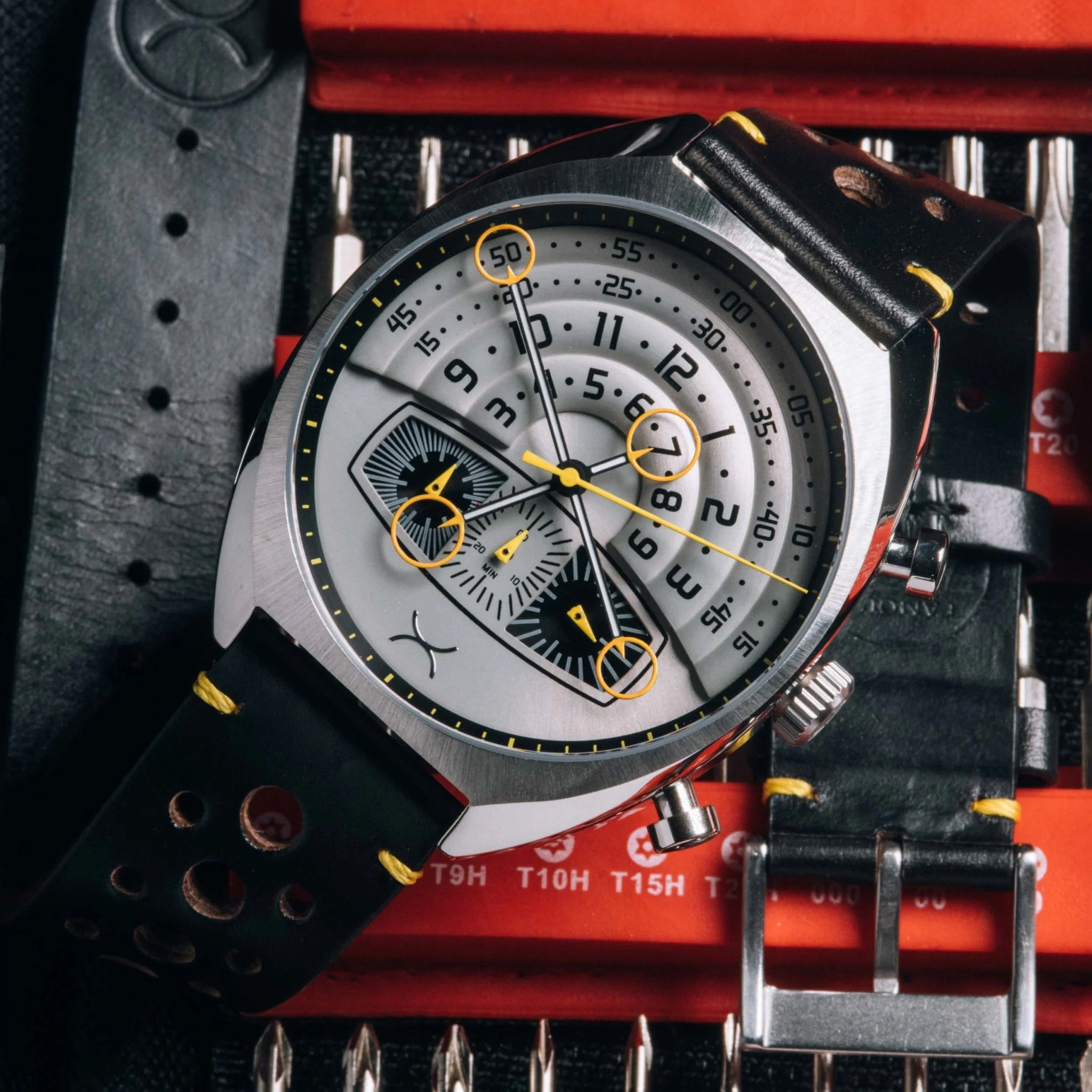 1752-xeric-halograph-iii-chrono-steel-black-8.webp Xeric Halograph III Chrono Steel Black