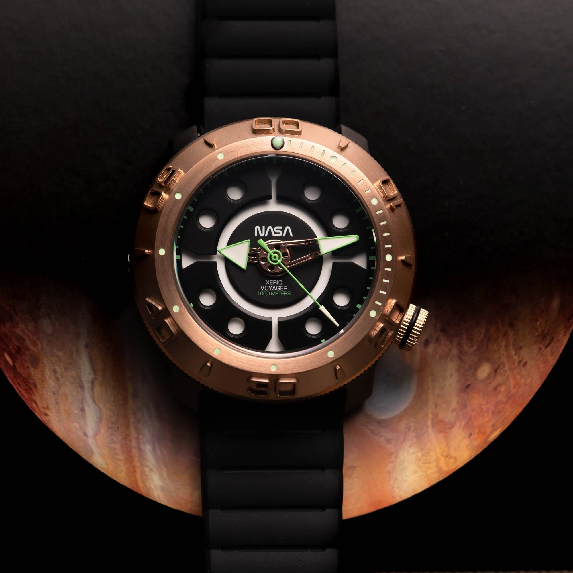 1764-xeric-nasa-voyager-automatic-1000m-diver-callisto-12.webp Xeric NASA Voyager Automatic 1000m Diver Callisto