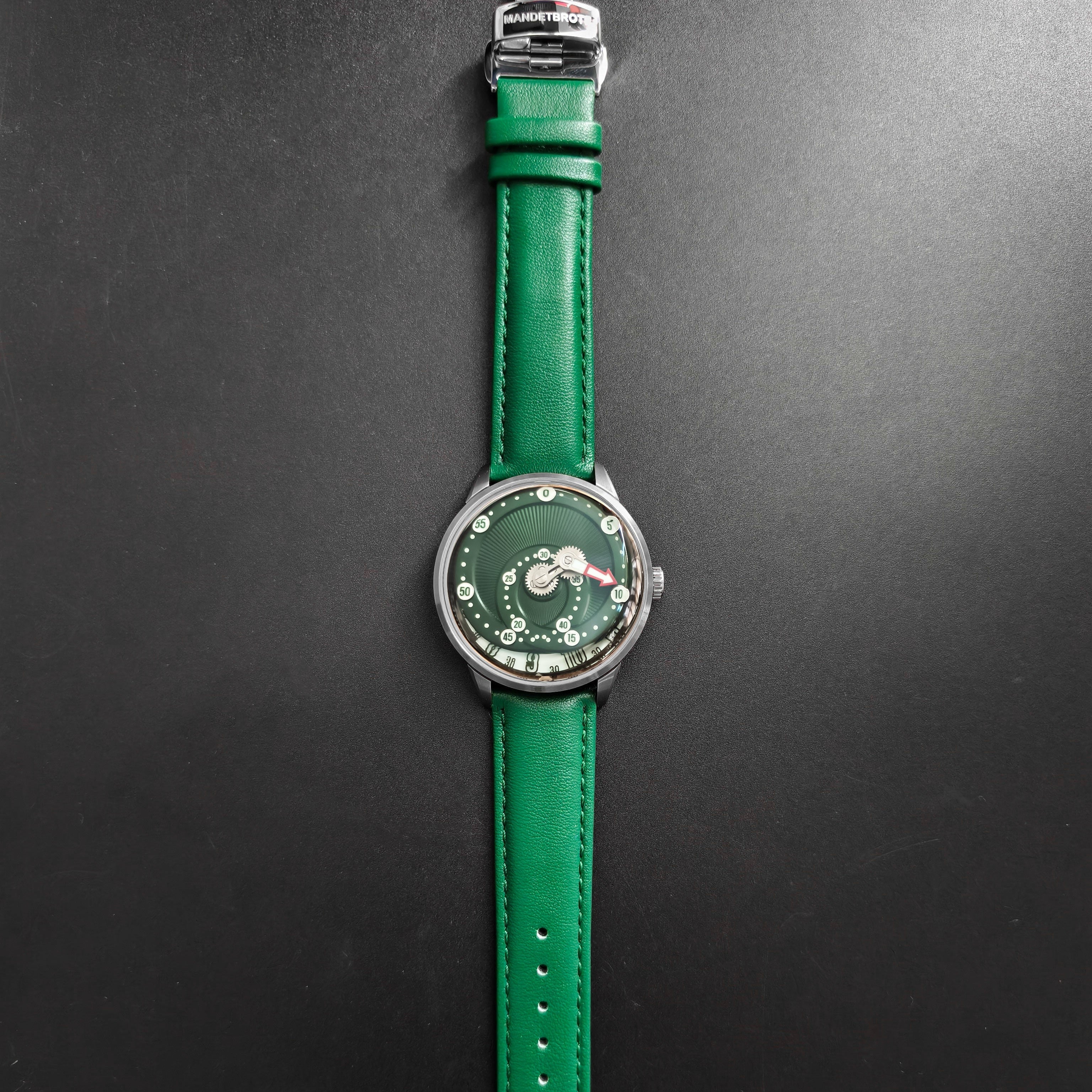 1813-mandetbrote-orbital-automatic-green-limited-edition-10.jpg Mandetbrote Orbital Automatic Green Limited Edition