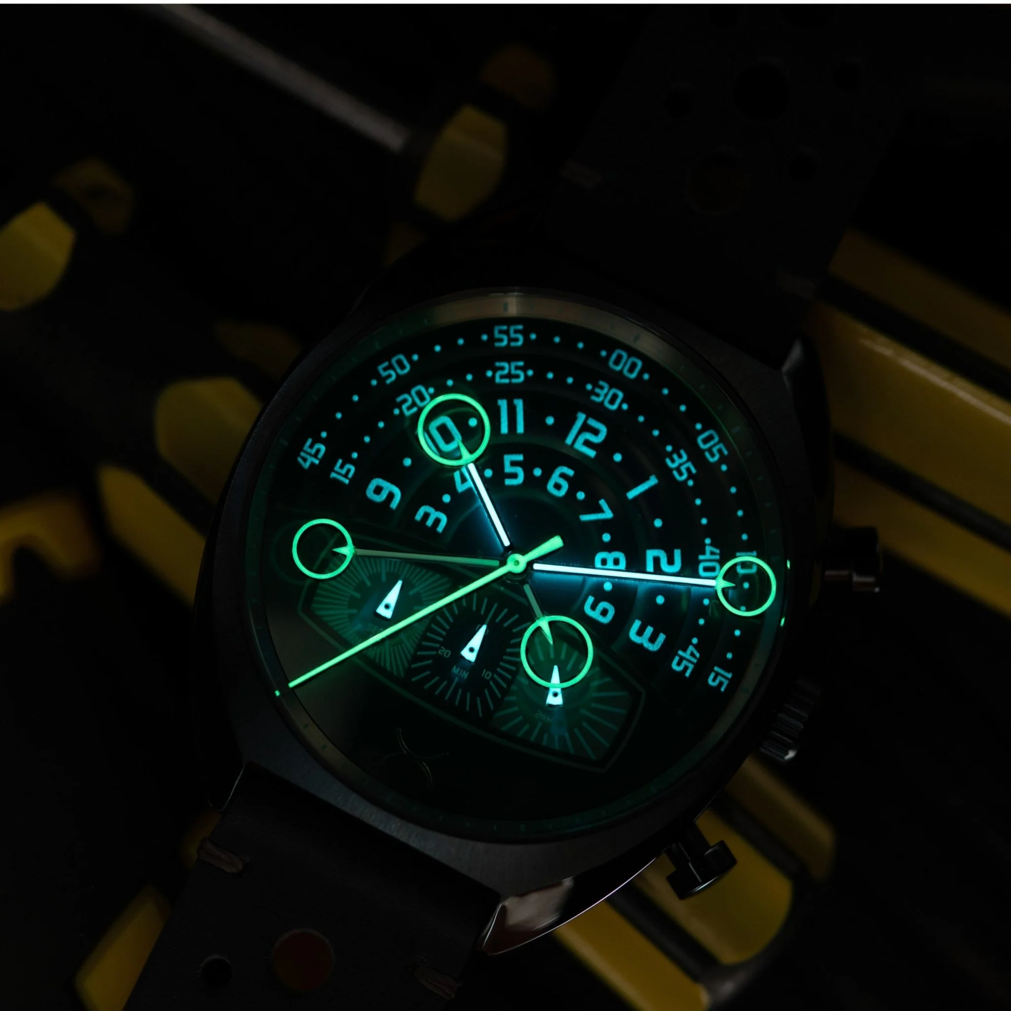 1822-xeric-halograph-iii-chrono-deep-blue-3.webp Xeric Halograph III Chrono Deep Blue