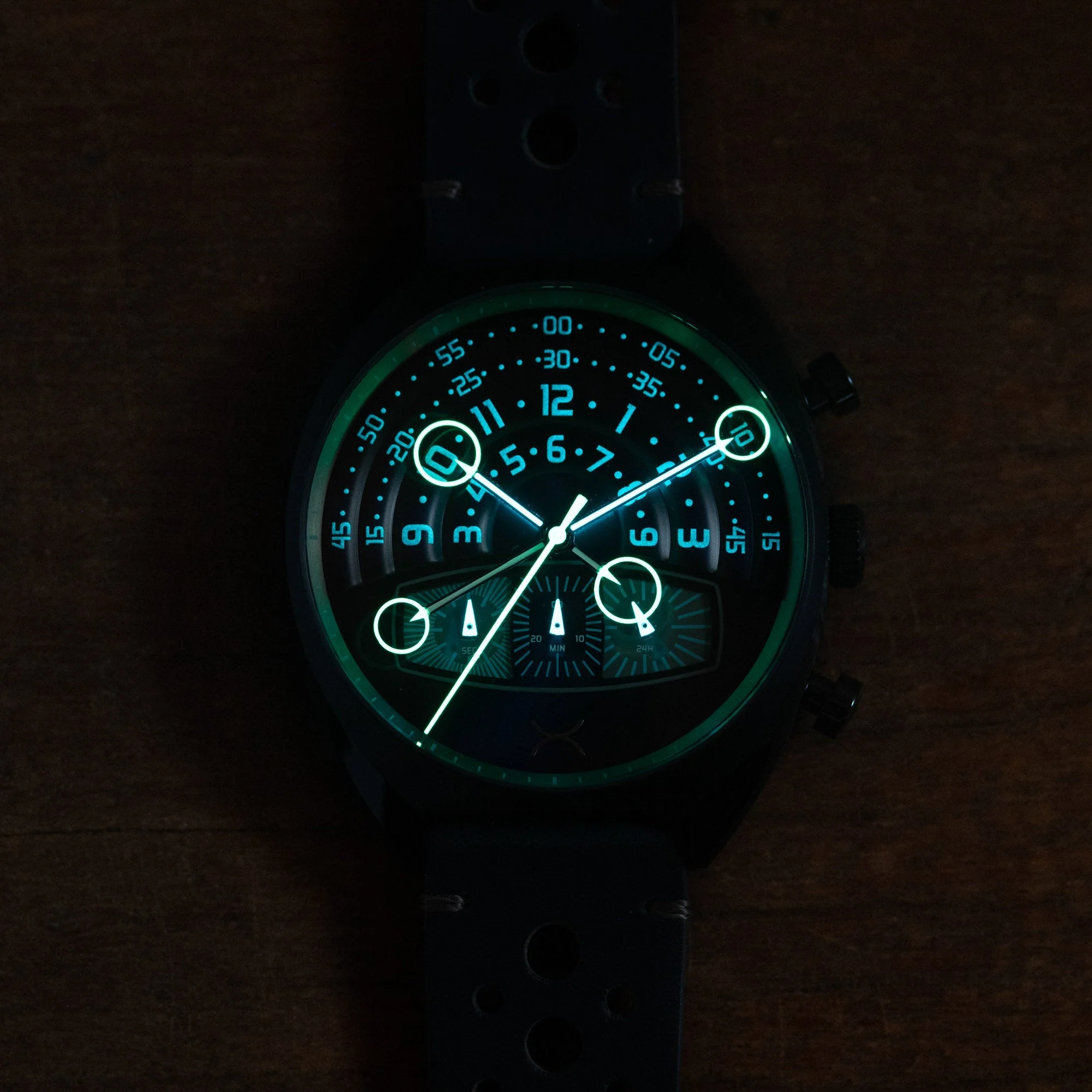 1822-xeric-halograph-iii-chrono-deep-blue-7.webp Xeric Halograph III Chrono Deep Blue