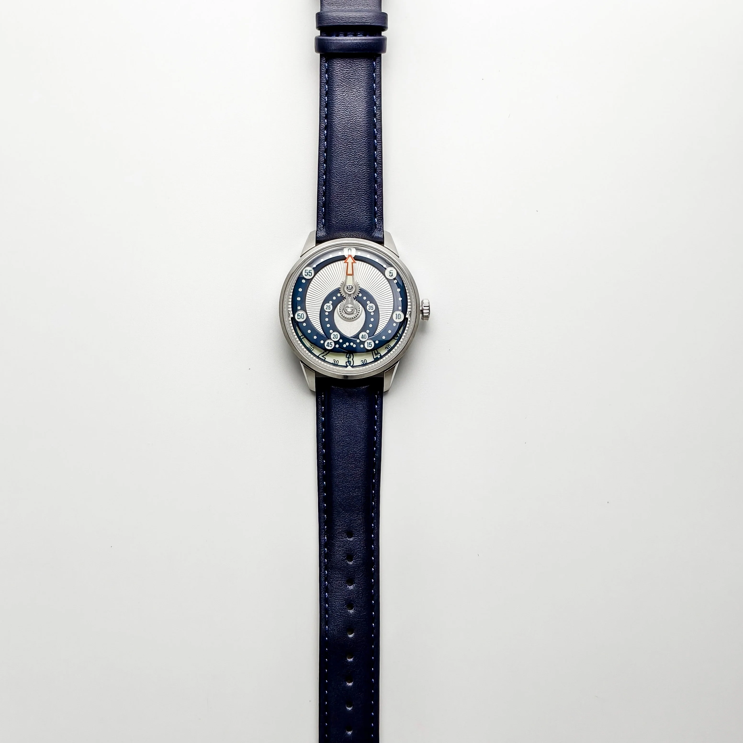 1854-mandetbrote-orbital-automatic-blue-flow-limited-edition-10.webp Mandetbrote Orbital Automatic Blue Flow Limited Edition