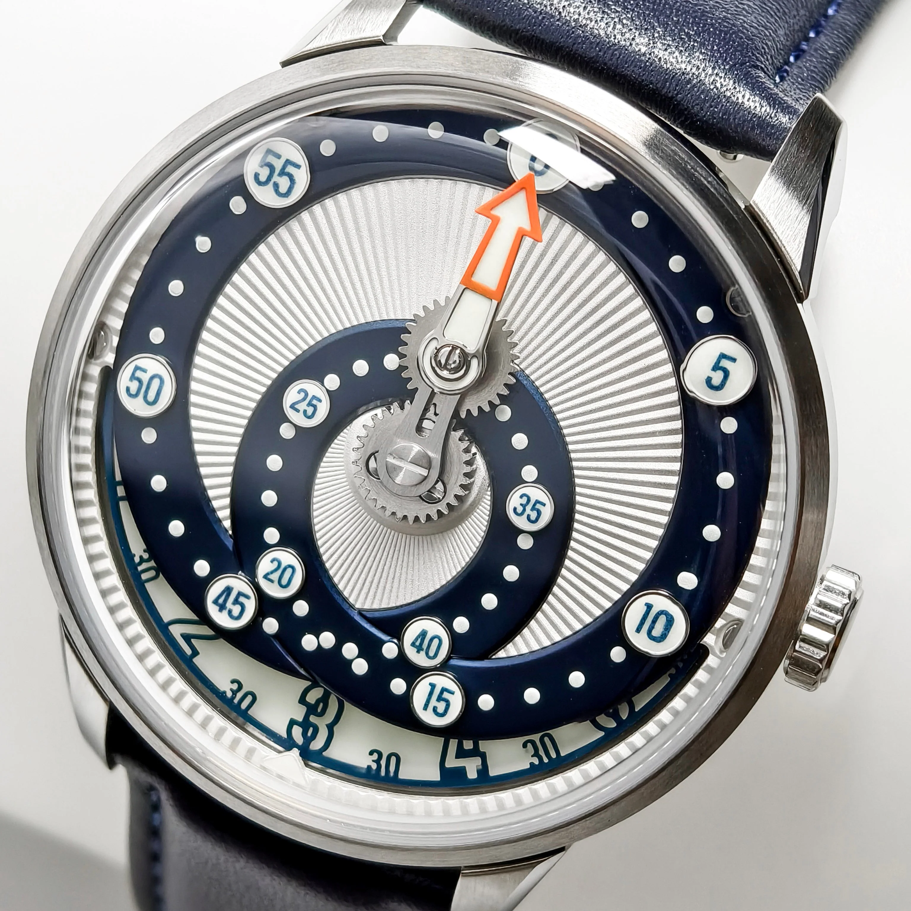 1854-mandetbrote-orbital-automatic-blue-flow-limited-edition-7.webp Mandetbrote Orbital Automatic Blue Flow Limited Edition