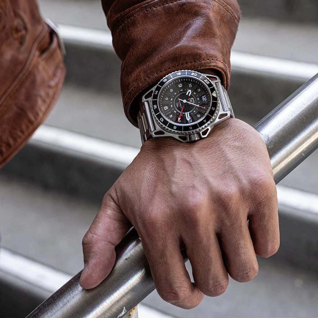 1924-dango-gmt-01-automatic-black-ss-2.webp Dango GMT-01 Automatic Black SS