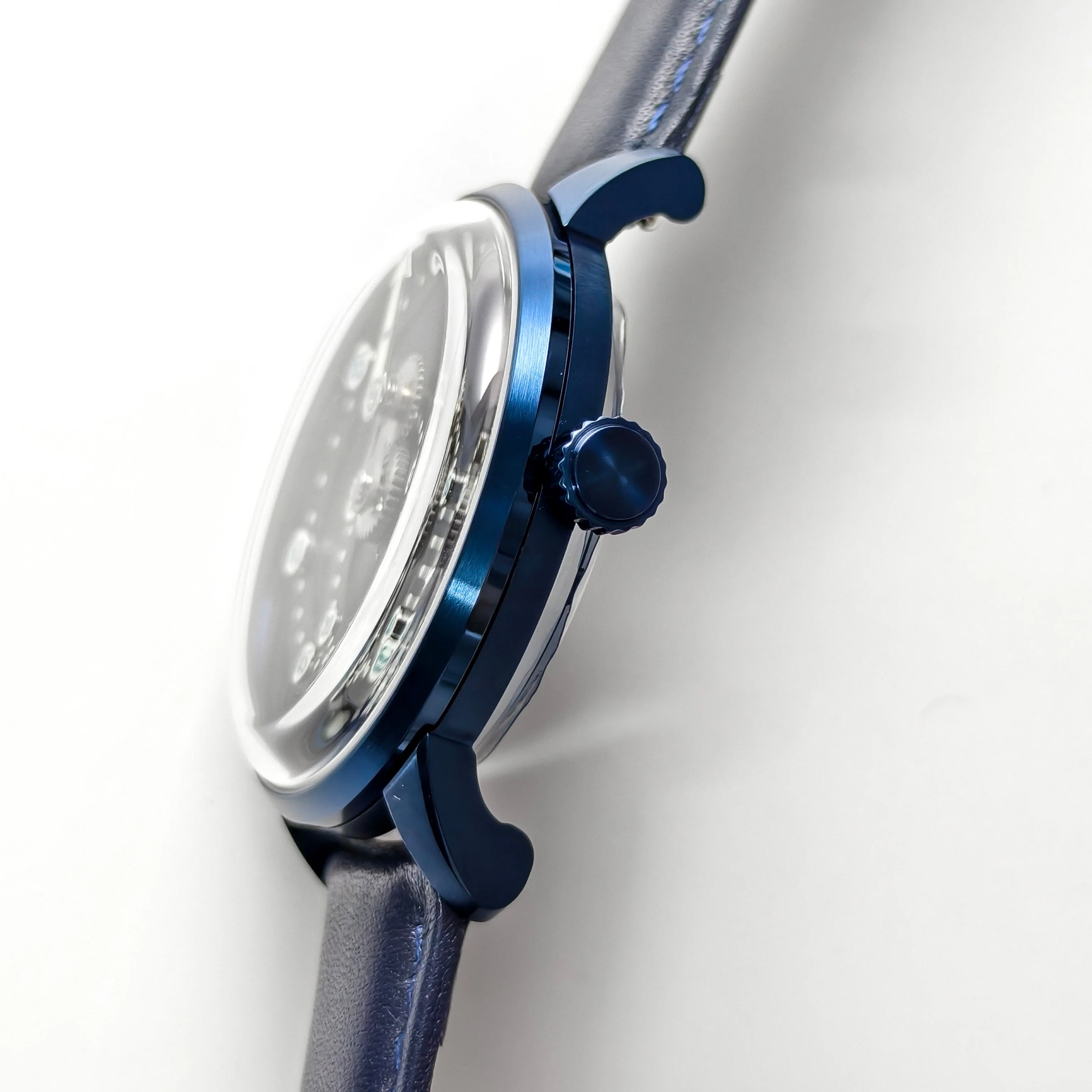 1926-mandetbrote-orbital-automatic-deep-blue-limited-edition-8.webp Mandetbrote Orbital Automatic Deep Blue Limited Edition