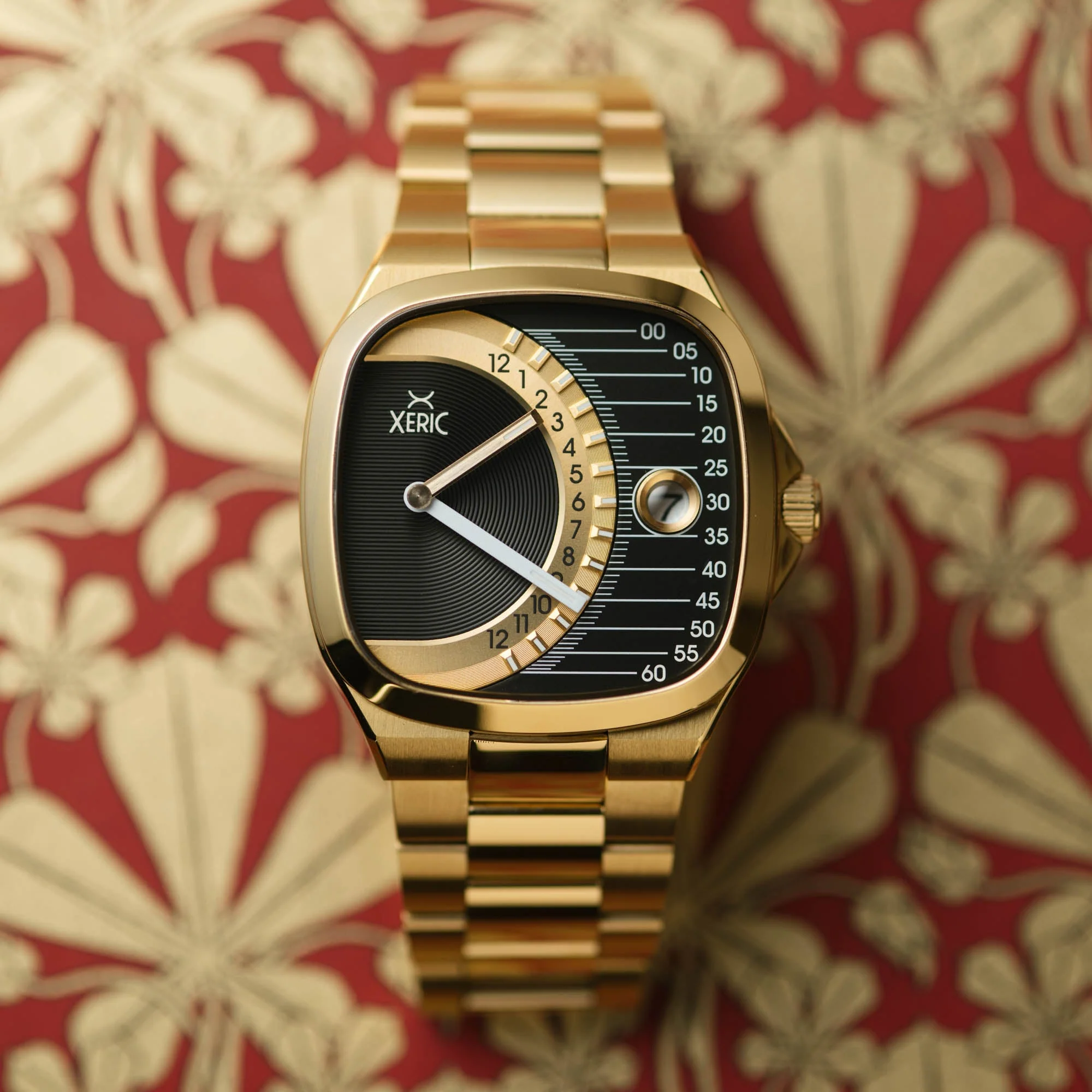 1937-xeric-timeline-retrograde-automatic-gold-black-10.webp Xeric Timeline Retrograde Automatic Gold Black