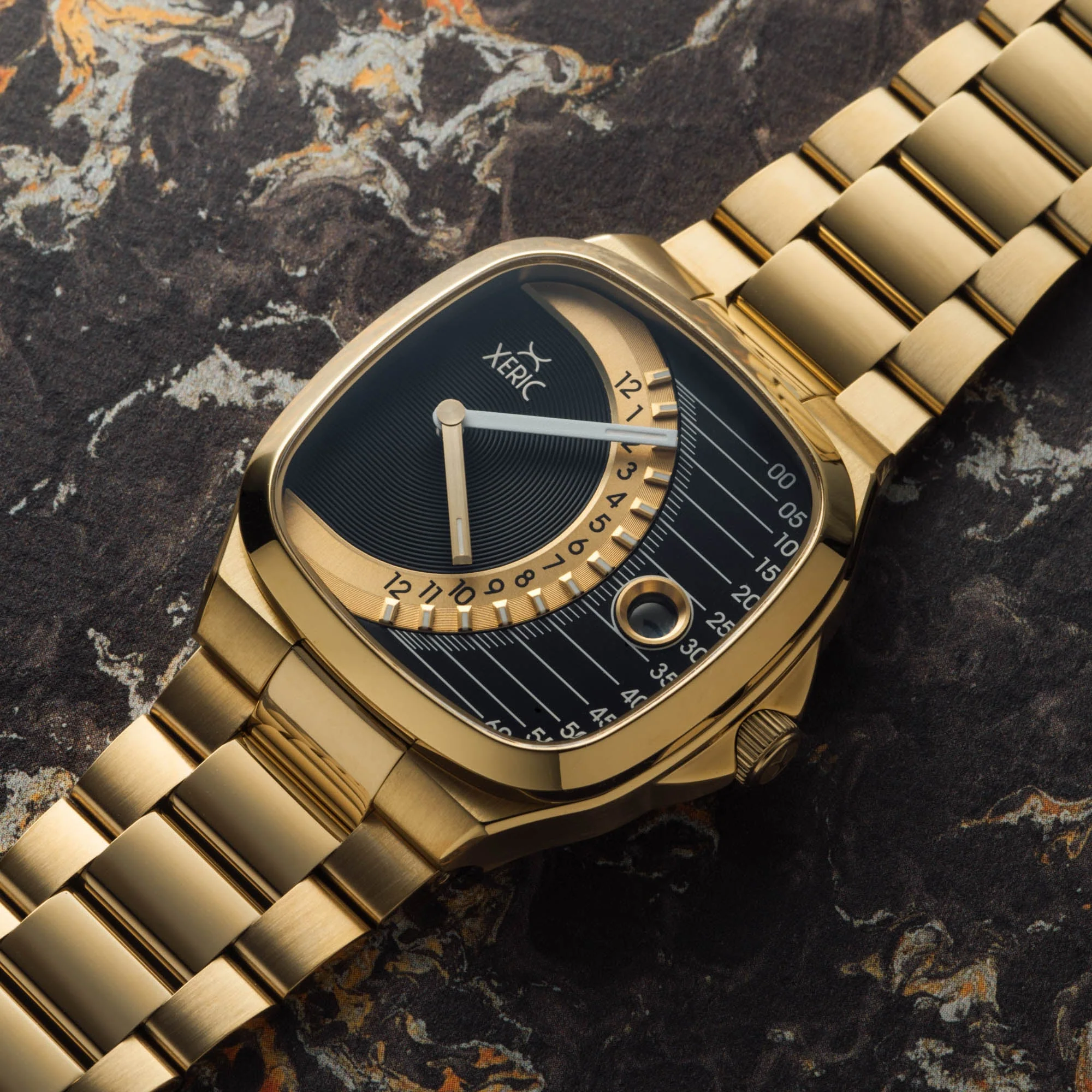 1937-xeric-timeline-retrograde-automatic-gold-black-2.webp Xeric Timeline Retrograde Automatic Gold Black