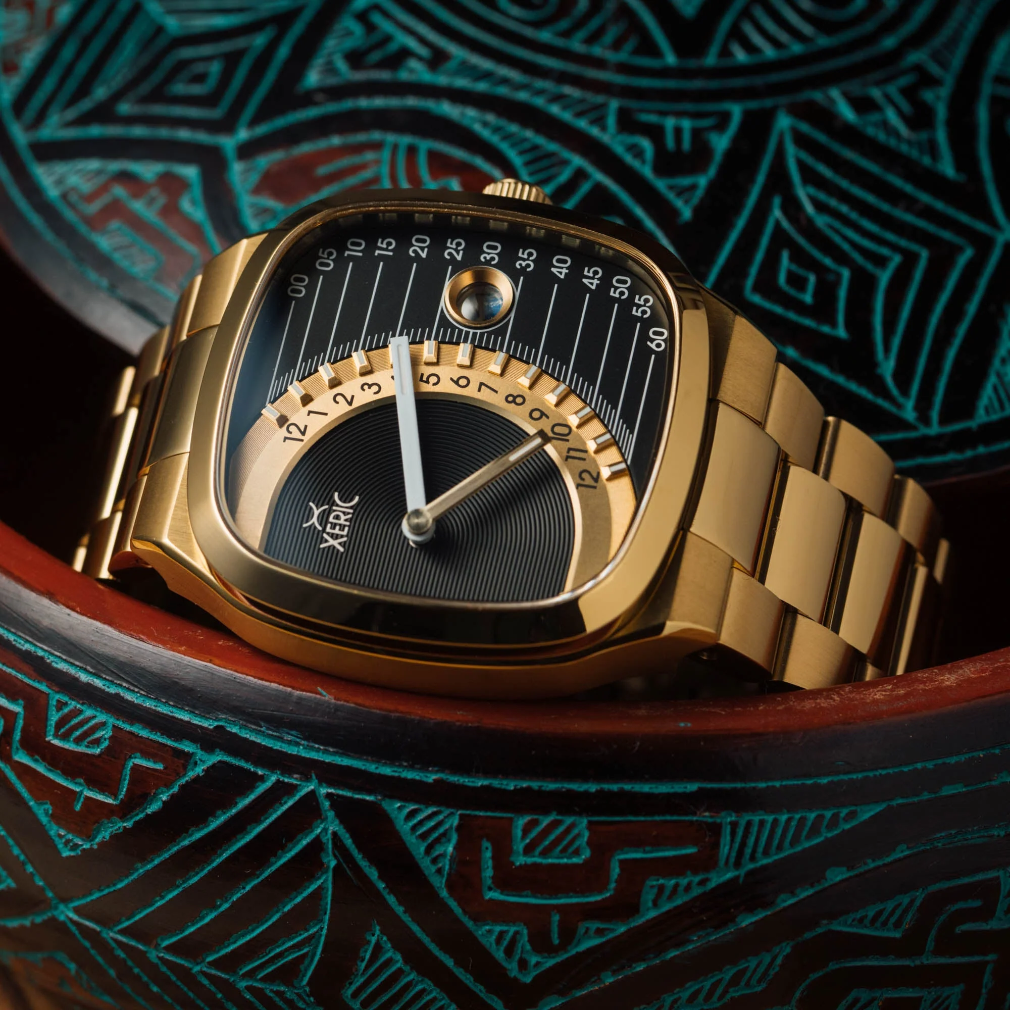 1937-xeric-timeline-retrograde-automatic-gold-black-4.webp Xeric Timeline Retrograde Automatic Gold Black