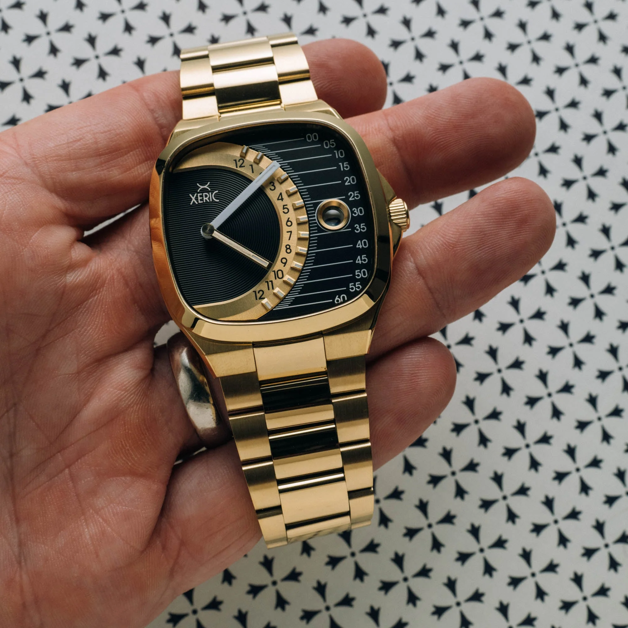 1937-xeric-timeline-retrograde-automatic-gold-black-6.webp Xeric Timeline Retrograde Automatic Gold Black