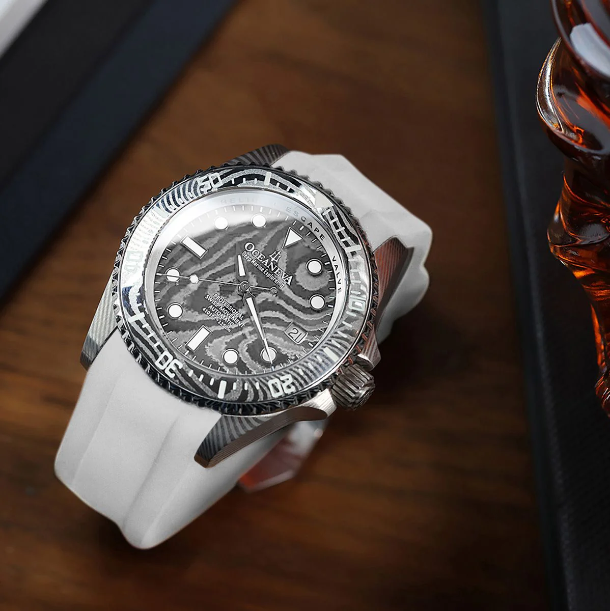 1948-oceaneva-deep-marine-explorer-ii-damascus-silver-white-limited-edition-2.webp Oceaneva Deep Marine Explorer II Damascus Silver White Limited Edition