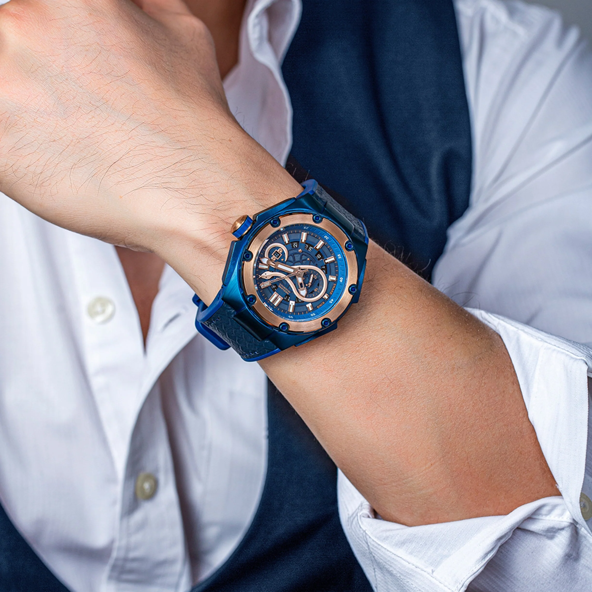 2122-nsquare-snakeking-automatic-46mm-imperial-blue-2.webp Nsquare SnakeKing Automatic 46mm Imperial Blue