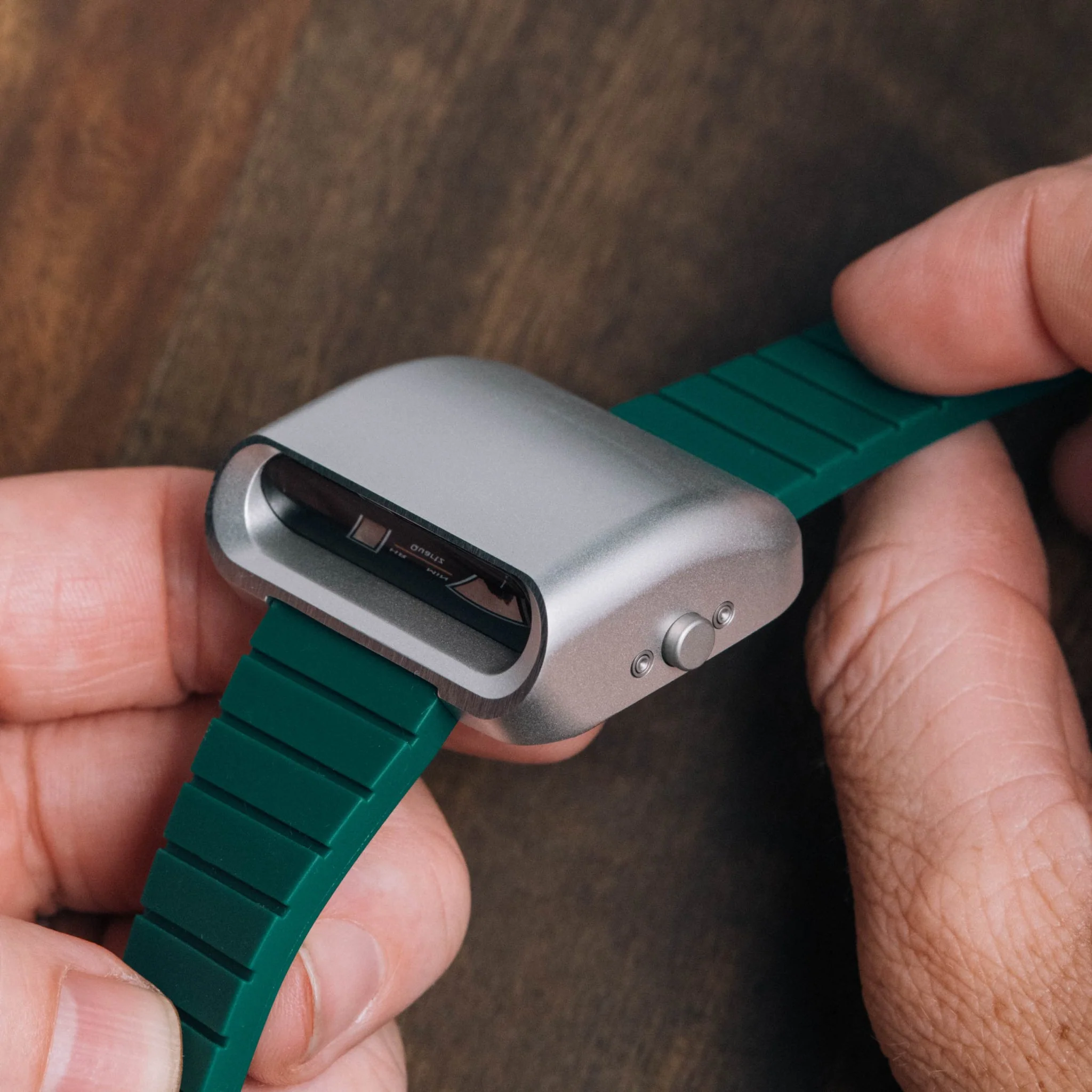 22-ca-pch-driver-jump-hour-brushed-silver-forest-green-6.webp CA PCH Driver Jump Hour Brushed Silver Forest Green