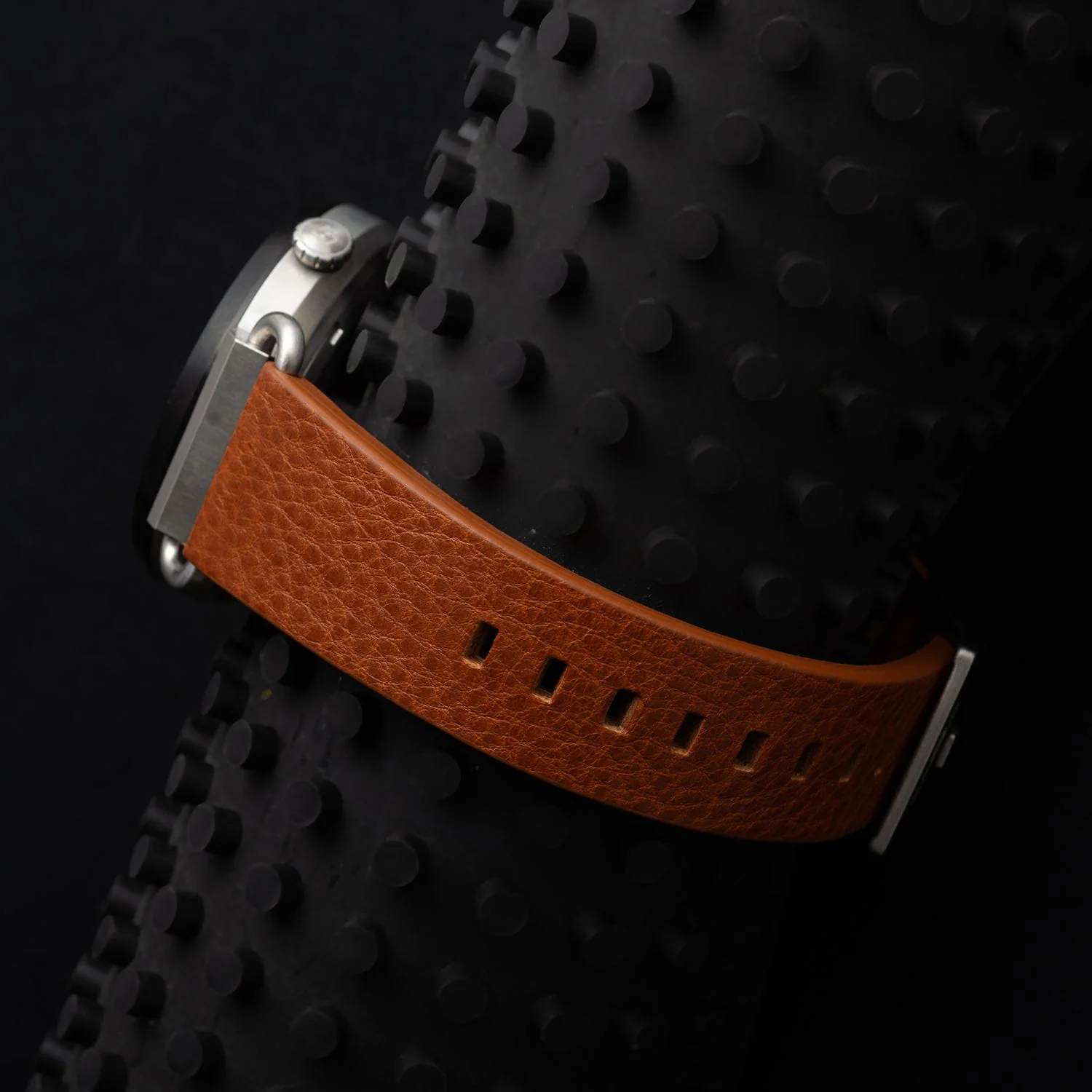2203-dango-tk-01-trek-whiskey-brown-7.webp Dango TK-01 Trek Whiskey Brown