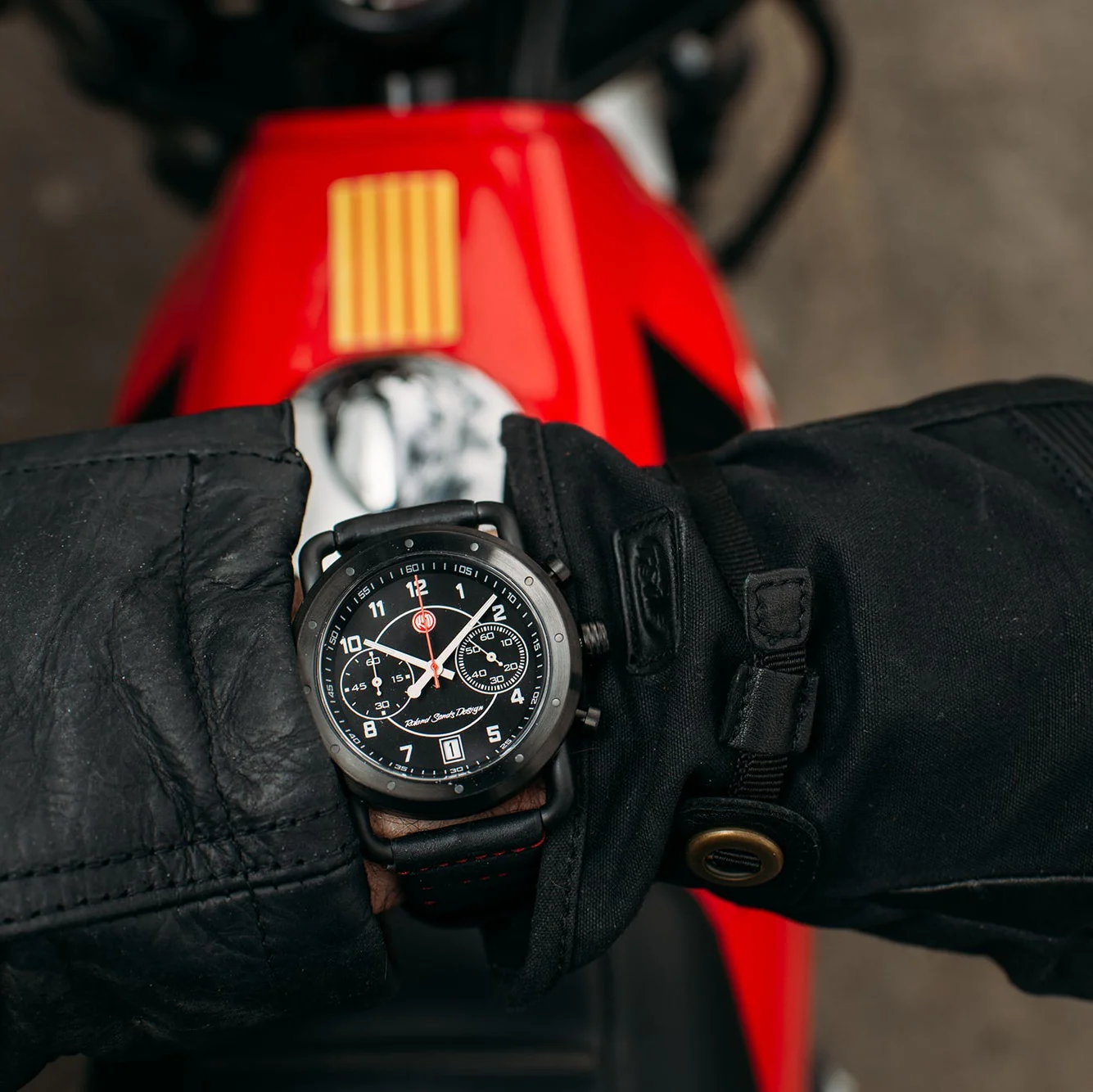 2231-szanto-icon-roland-sands-signature-2252-chronograph-2.webp Szanto ICON Roland Sands Signature 2252 Chronograph