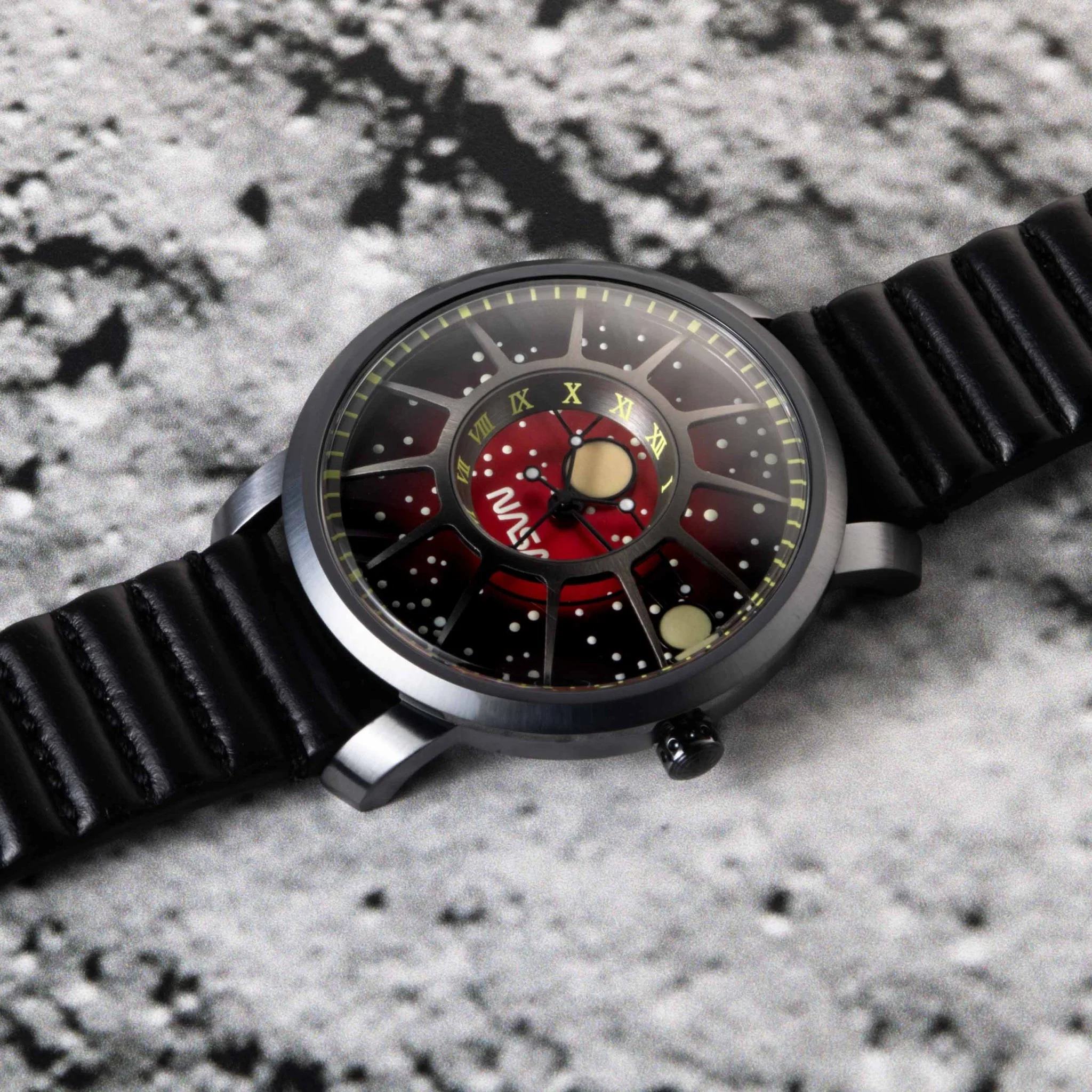 23-xeric-nasa-trappist-1-sapphire-red-dwarf-limited-edition-3.webp Xeric NASA Trappist-1 Sapphire Red Dwarf Limited Edition