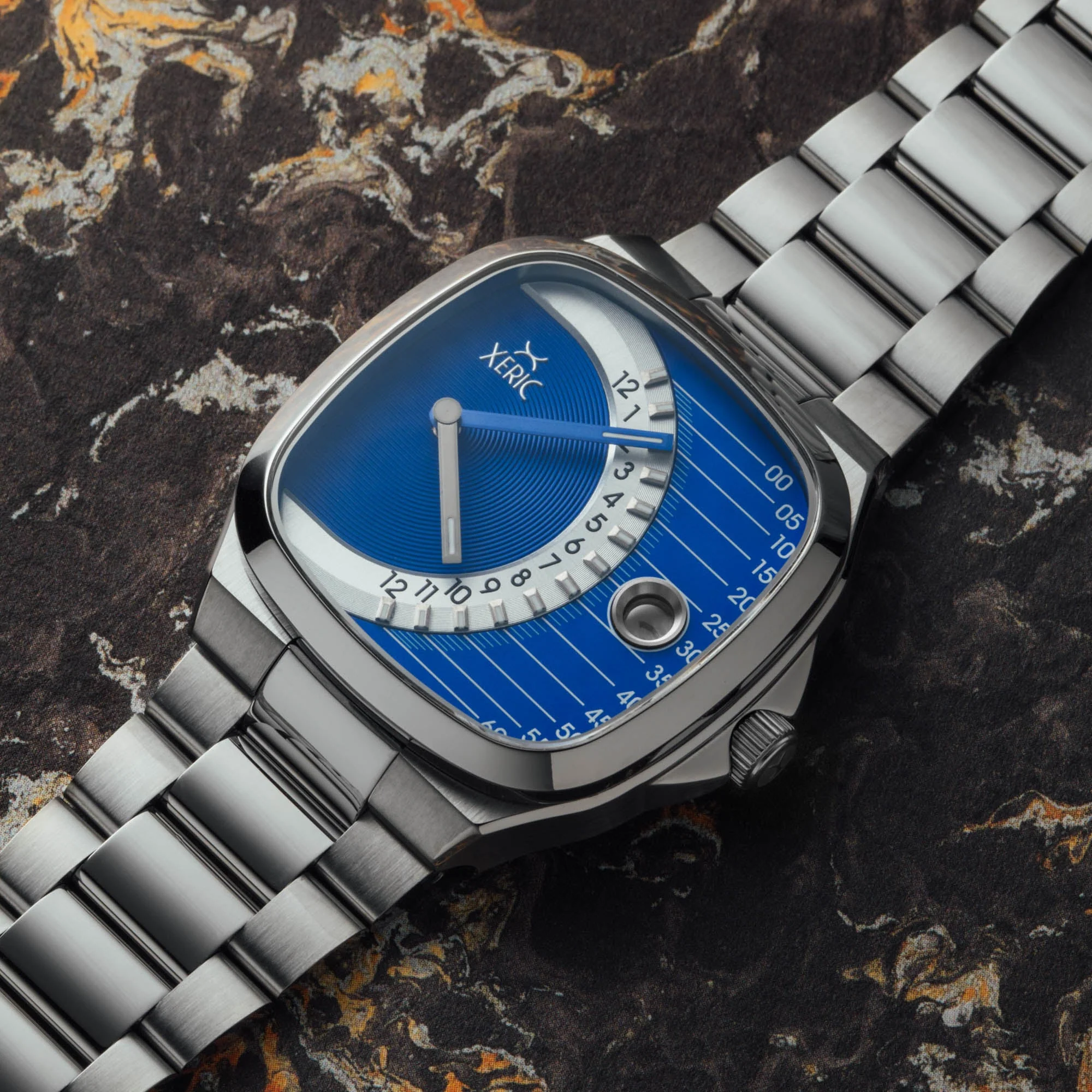 2330-xeric-timeline-retrograde-automatic-blue-2.webp Xeric Timeline Retrograde Automatic Blue