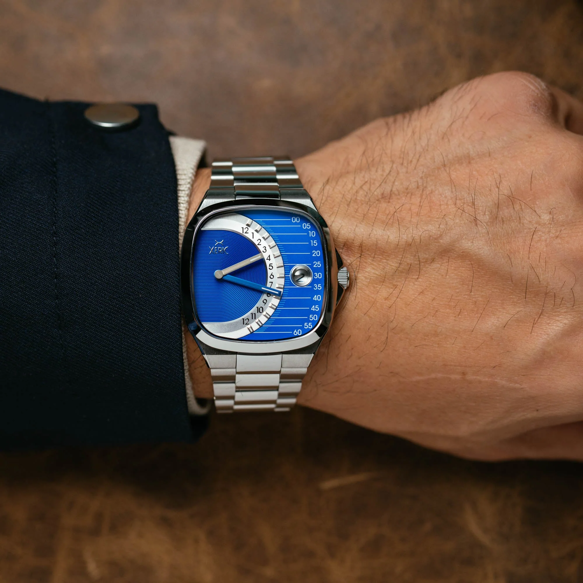 2330-xeric-timeline-retrograde-automatic-blue-9.webp Xeric Timeline Retrograde Automatic Blue