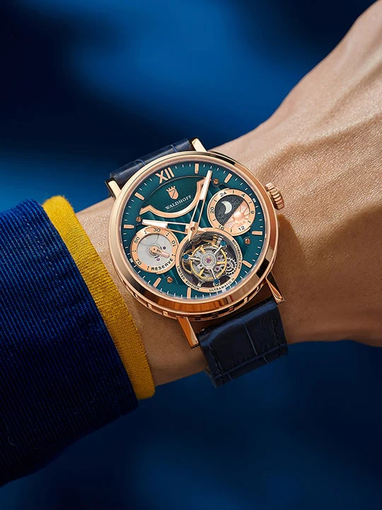 2346-manufaktur-waldhoff-ultramatic-ii-royal-blue-rose-gold-6.webp Manufaktur Waldhoff Ultramatic II Royal Blue Rose Gold