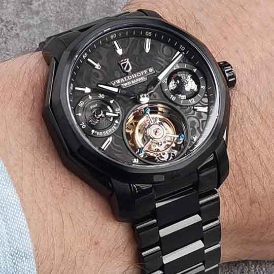 2405-manufaktur-waldhoff-continental-tourbillon-black-7.jpg Manufaktur Waldhoff Continental Tourbillon Black