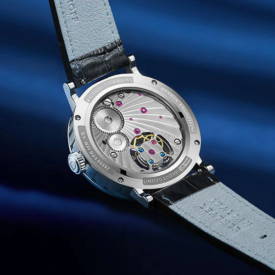 Manufaktur Waldhoff Ultramatic II Tourbillon Royal Blue
