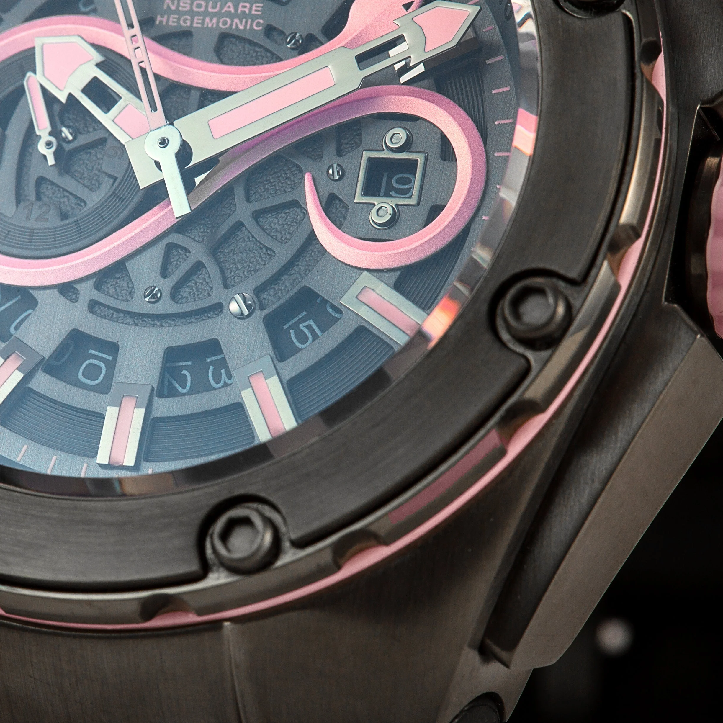 2463-nsquare-snakeking-automatic-46mm-pink-4.webp Nsquare SnakeKing Automatic 46mm Pink