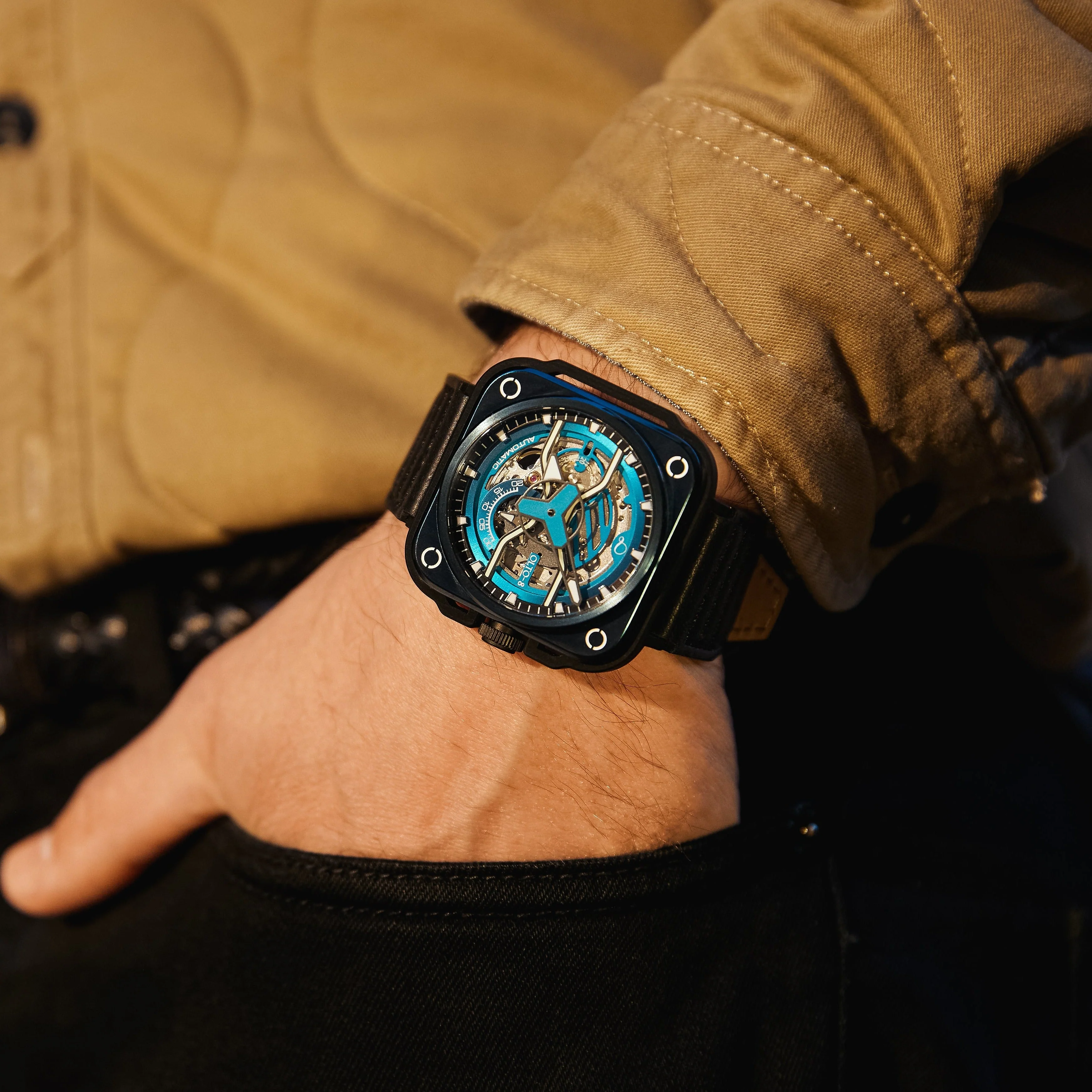2495-olto-8-iron-ex-square-skeleton-automatic-blue-2.webp OLTO-8 IRON-EX Square Skeleton Automatic Blue