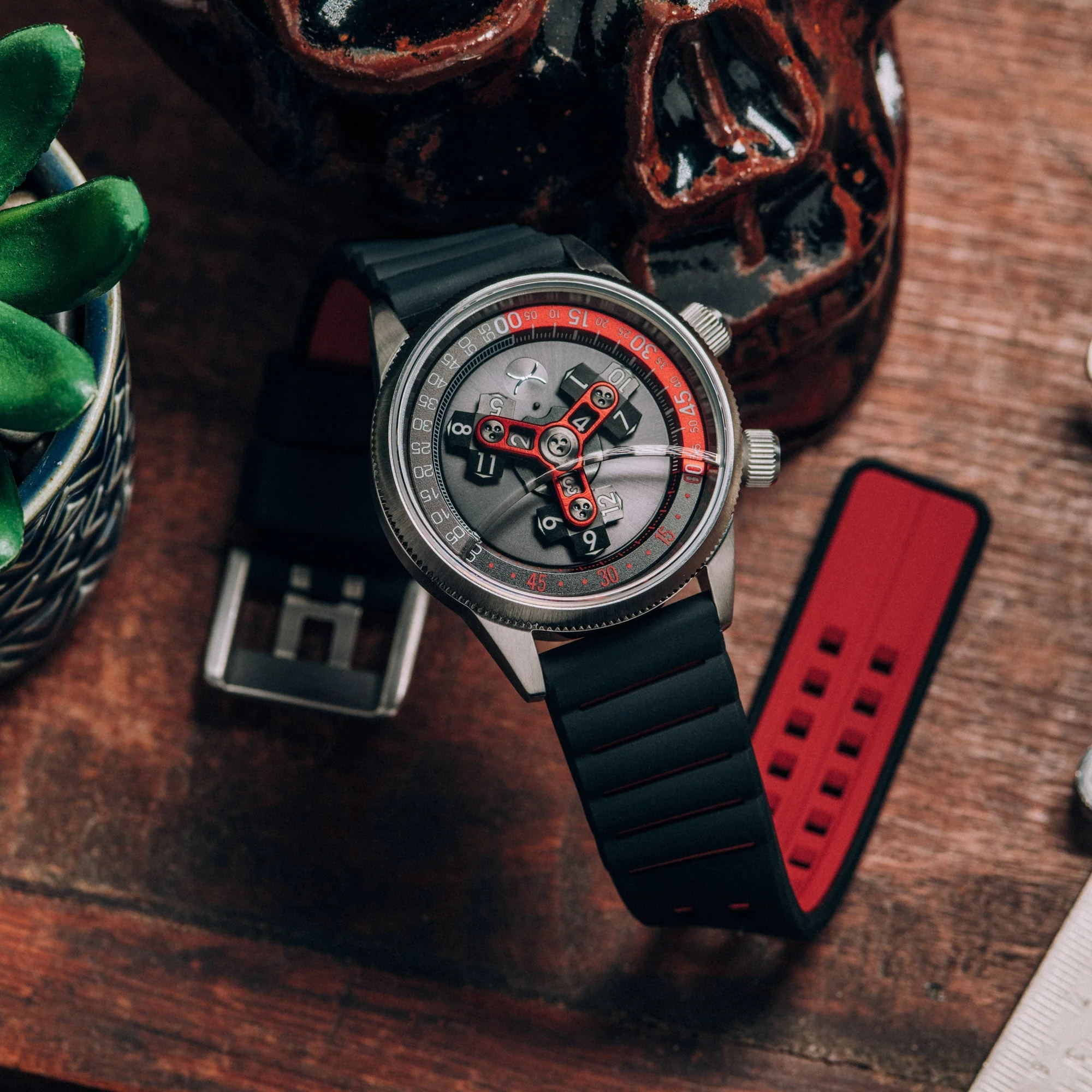 25-xeric-vendetta-ii-automatic-wandering-hour-black-gray-red-2.webp Xeric Vendetta II Automatic Wandering Hour Black Gray Red
