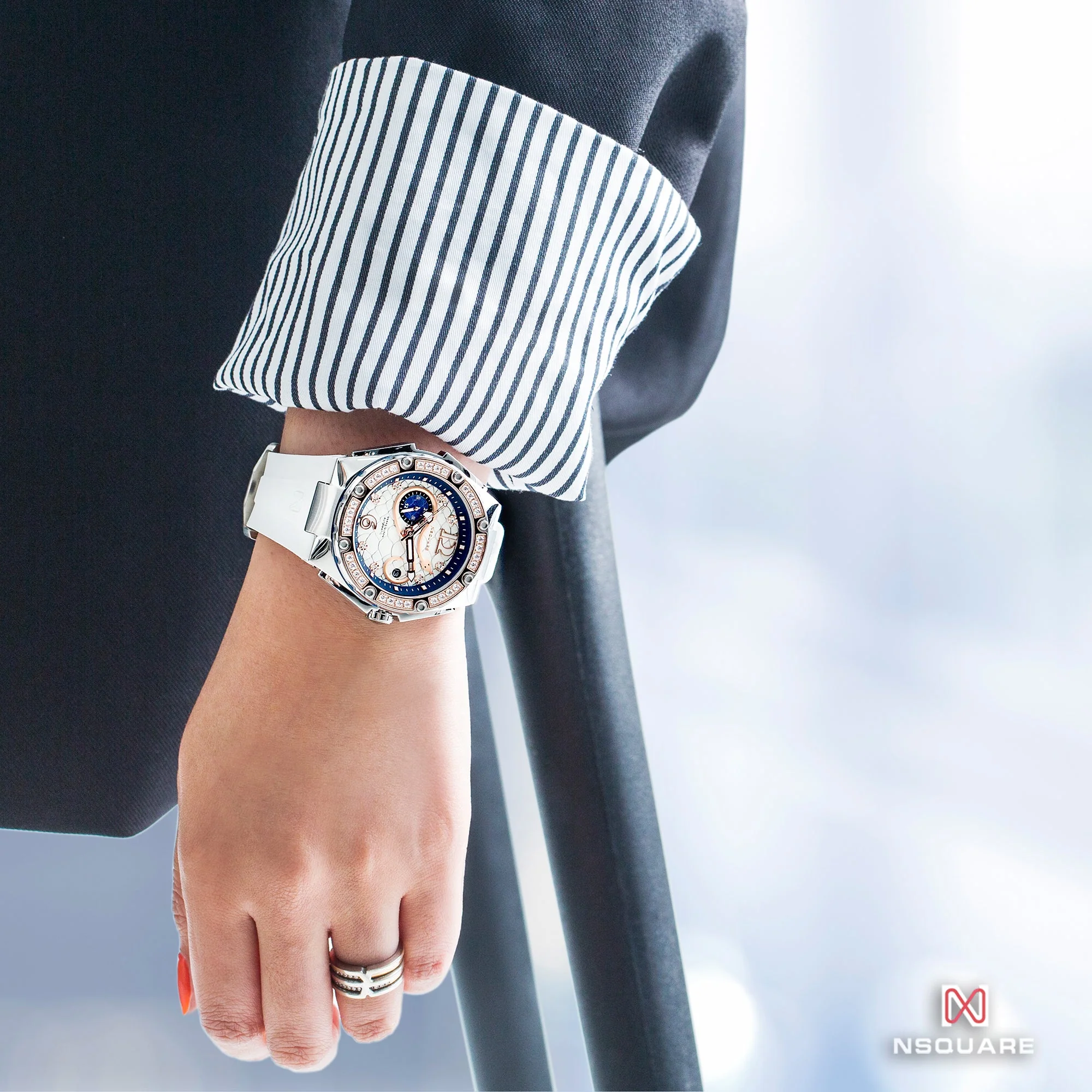 Nsquare SnakeQueen 39mm Automatic Rose Gold White