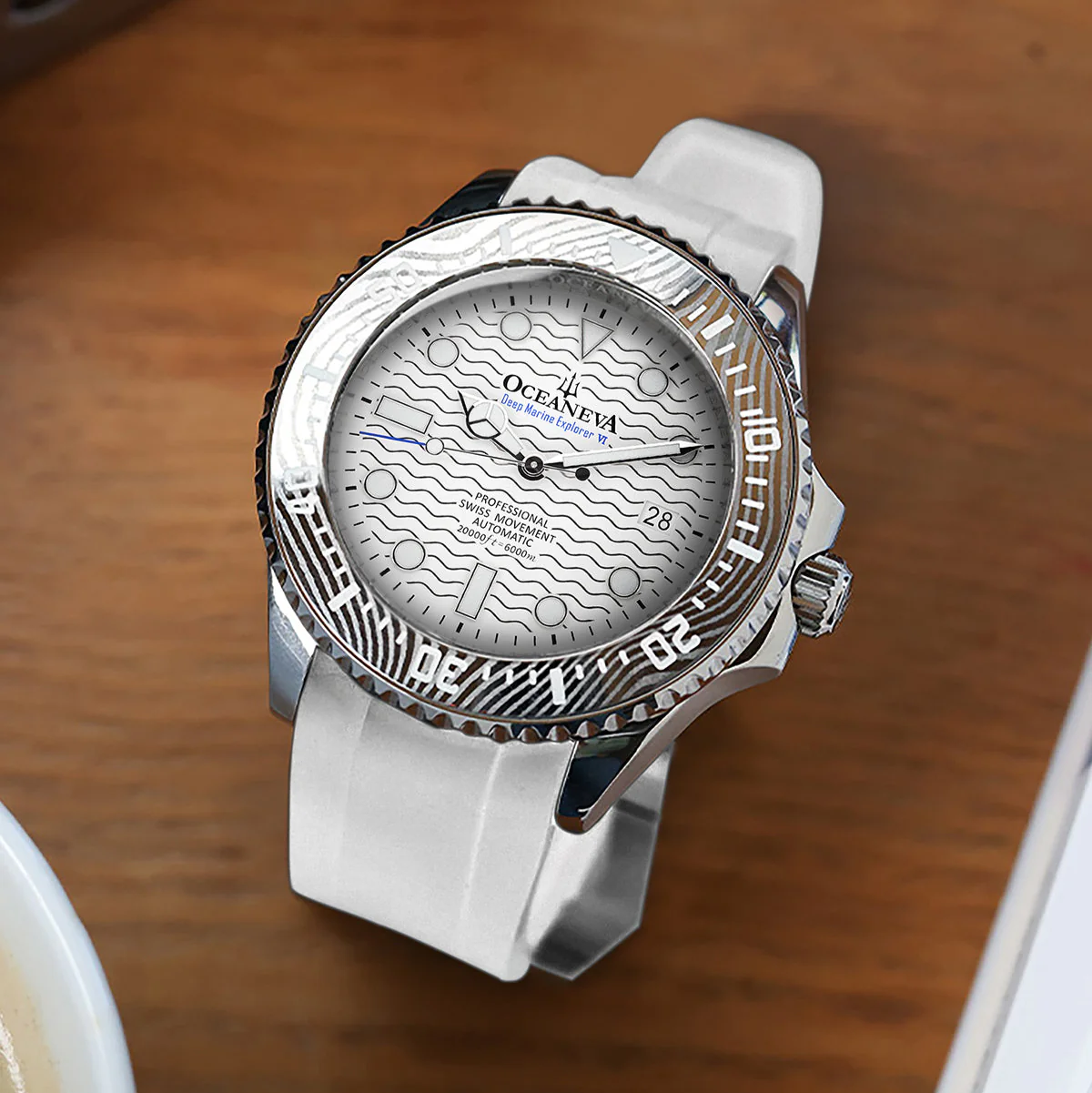 2574-oceaneva-6000m-deep-marine-explorer-vi-grade-5-titanium-automatic-white-limited-edition-10.webp Oceaneva 6000m Deep Marine Explorer VI Grade 5 Titanium Automatic White Limited Edition