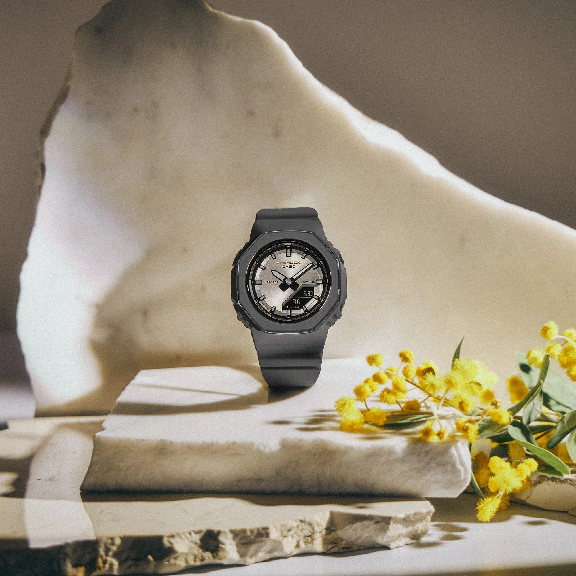 2601-g-shock-gmap2126-ana-digi-international-women-s-day-gray-2.webp G-Shock GMAP2126 Ana-Digi International Women’s Day Gray