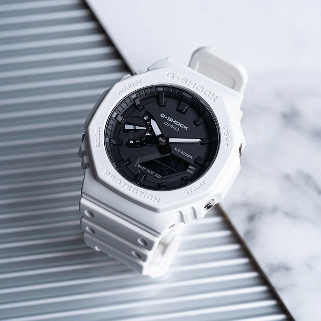 2605-g-shock-ga2100-white-black-2.webp G-Shock GA2100 White Black