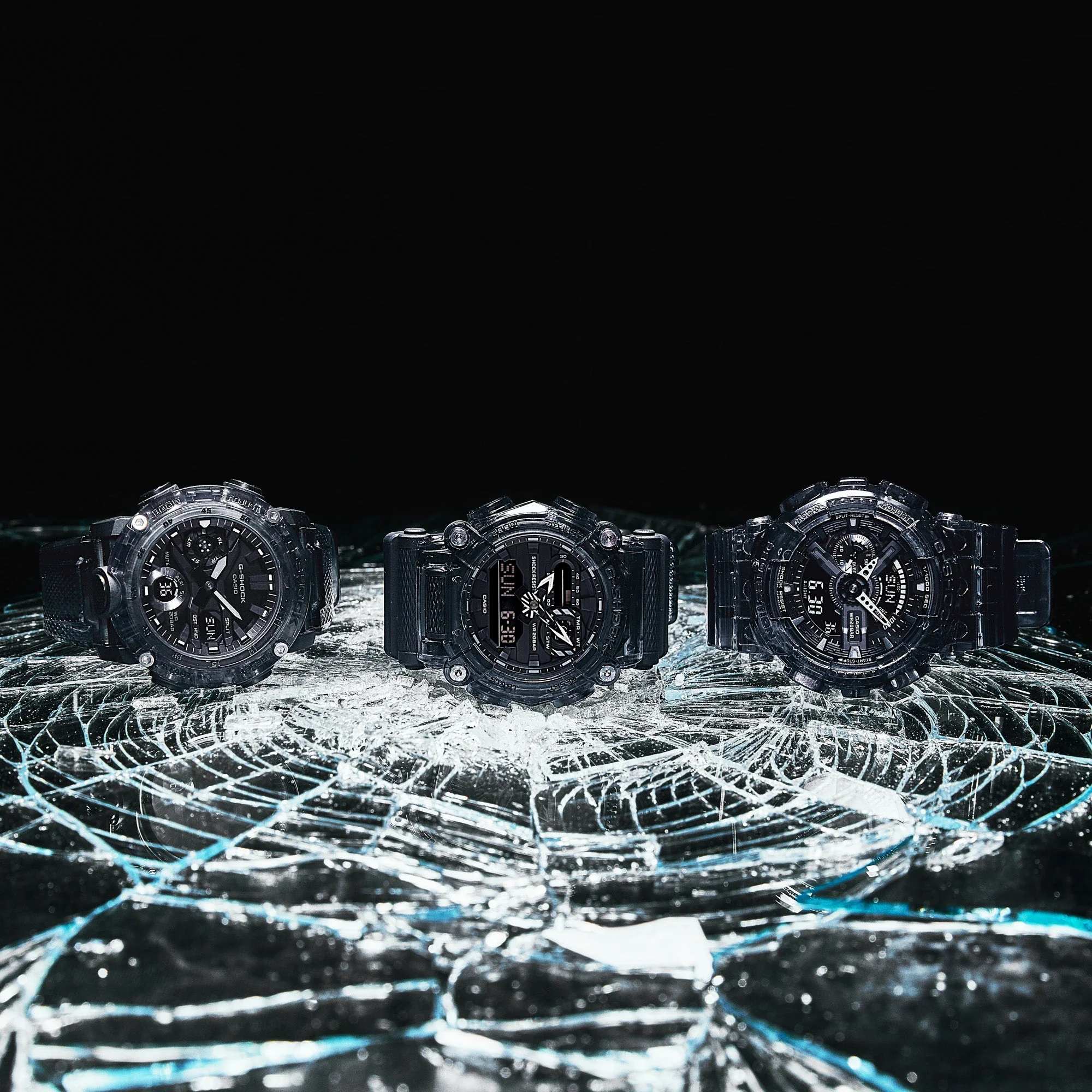 2690-g-shock-ga900-transparent-gray-5.webp G-Shock GA900 Transparent Gray